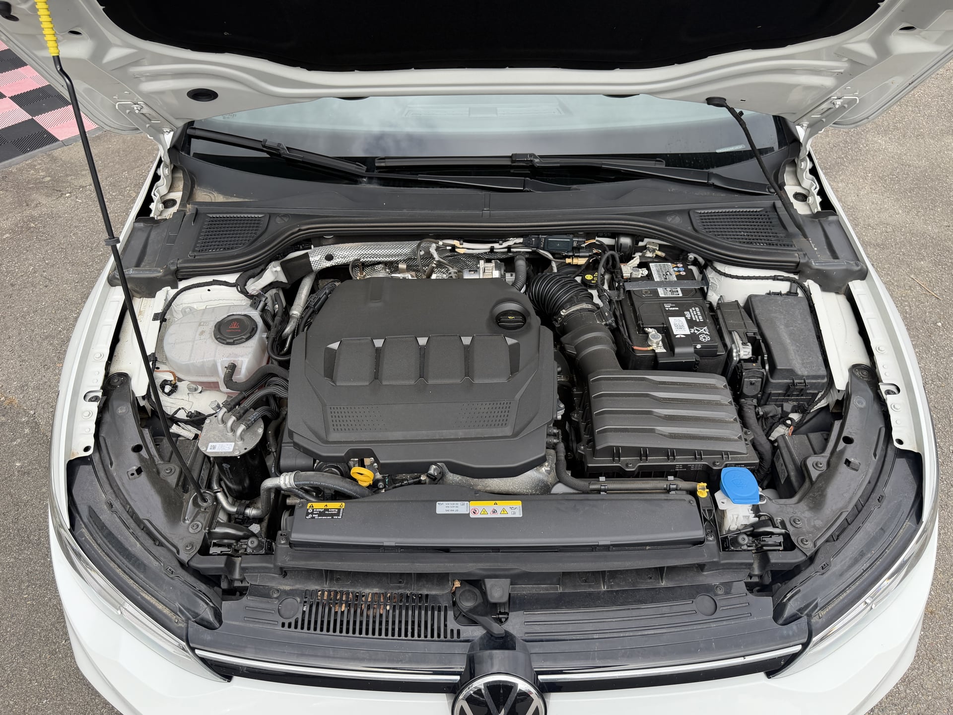 Volkswagen Golf 2.0 TDI SCR 115 BVM6 Business — 35