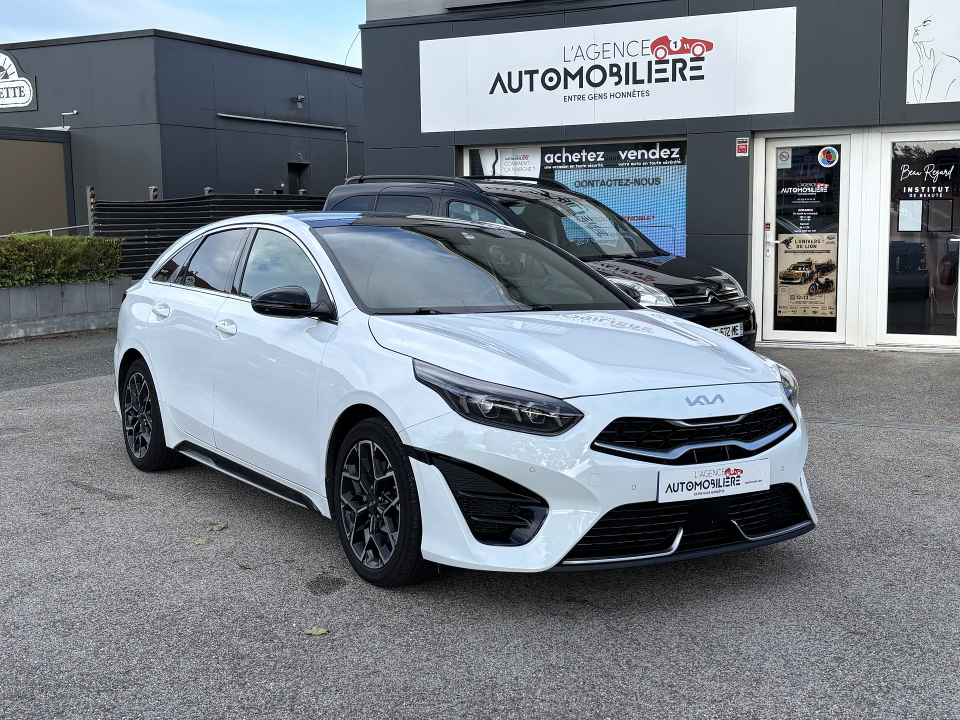 Kia ProCeed III Phase 2 1.5 T - GDi 160 ch GT LINE PREMIUM DCT7 - 1ère MAIN -