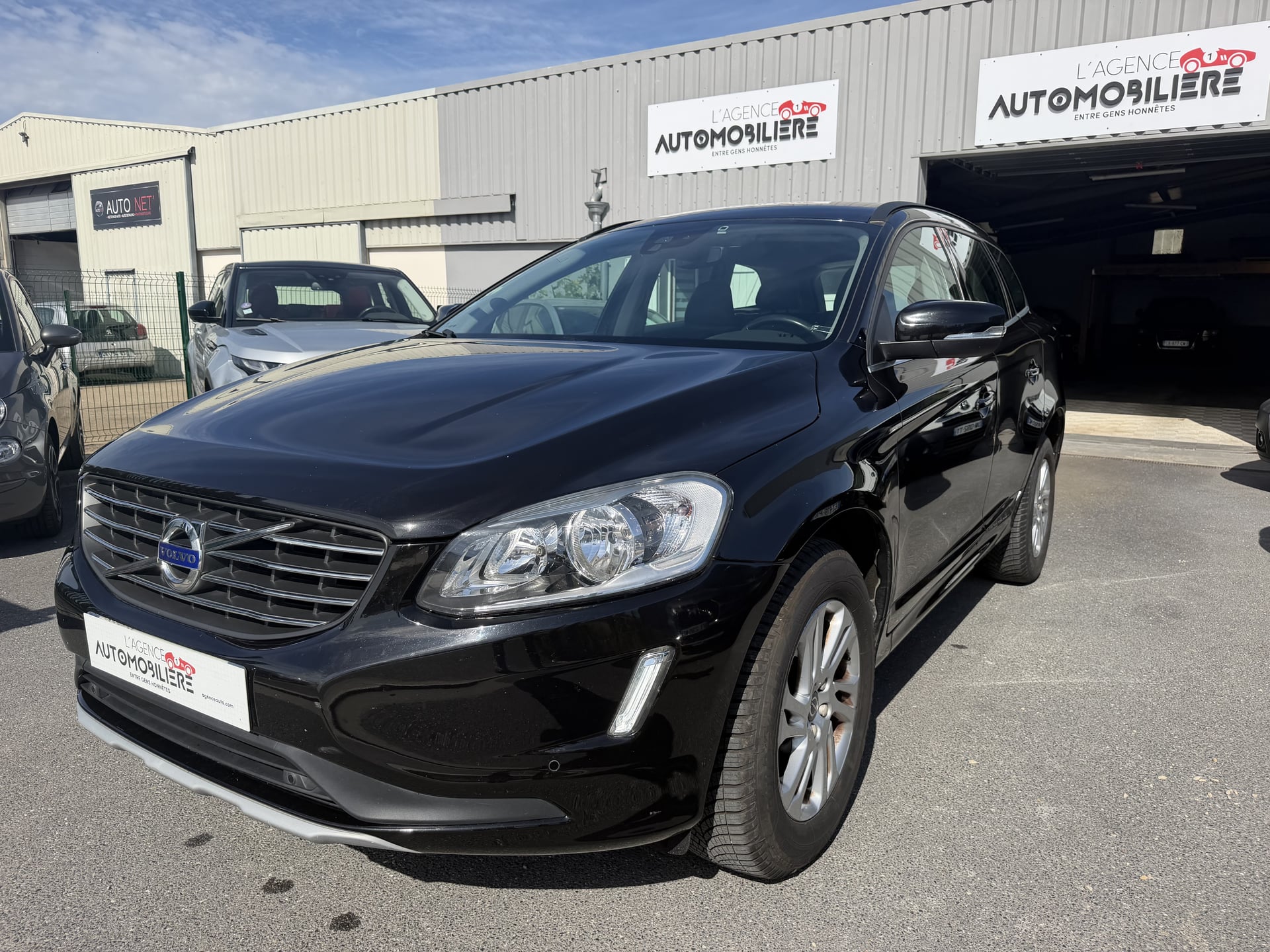Volvo XC60 2.0 TDi Geartronic 150 cv MOMENTUM