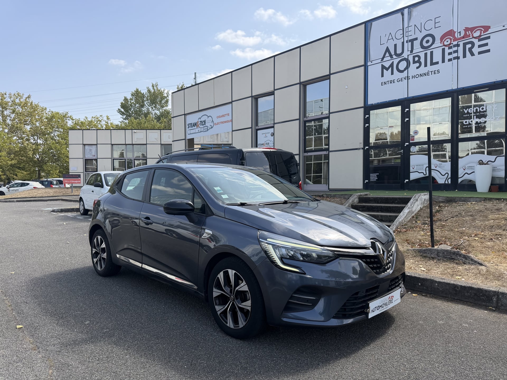 Renault Clio V 1.0 TCE 75 CH Limited - Carplay