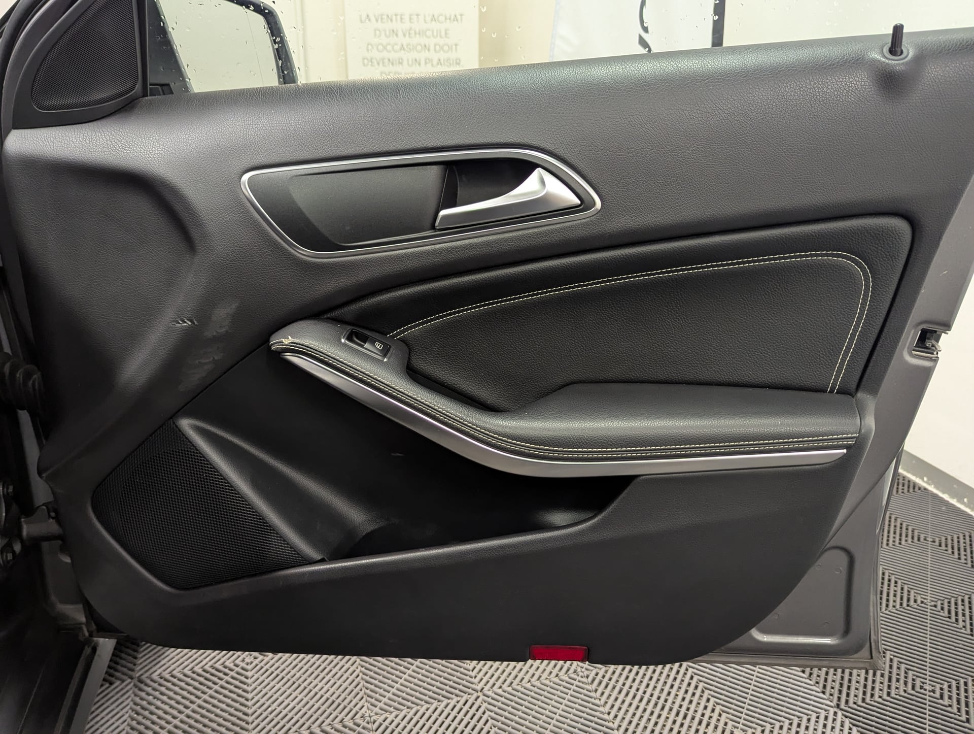 Mercedes-Benz Classe GLA 200 CDI SENSATION — 33