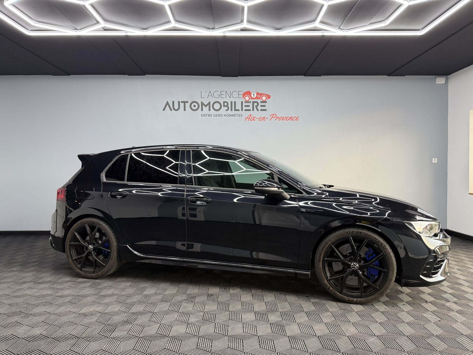 Volkswagen Golf 8R PERFORMANCE 2.0 TSI 4 MOTION DSG7 - SUIVI COMPLET — 2