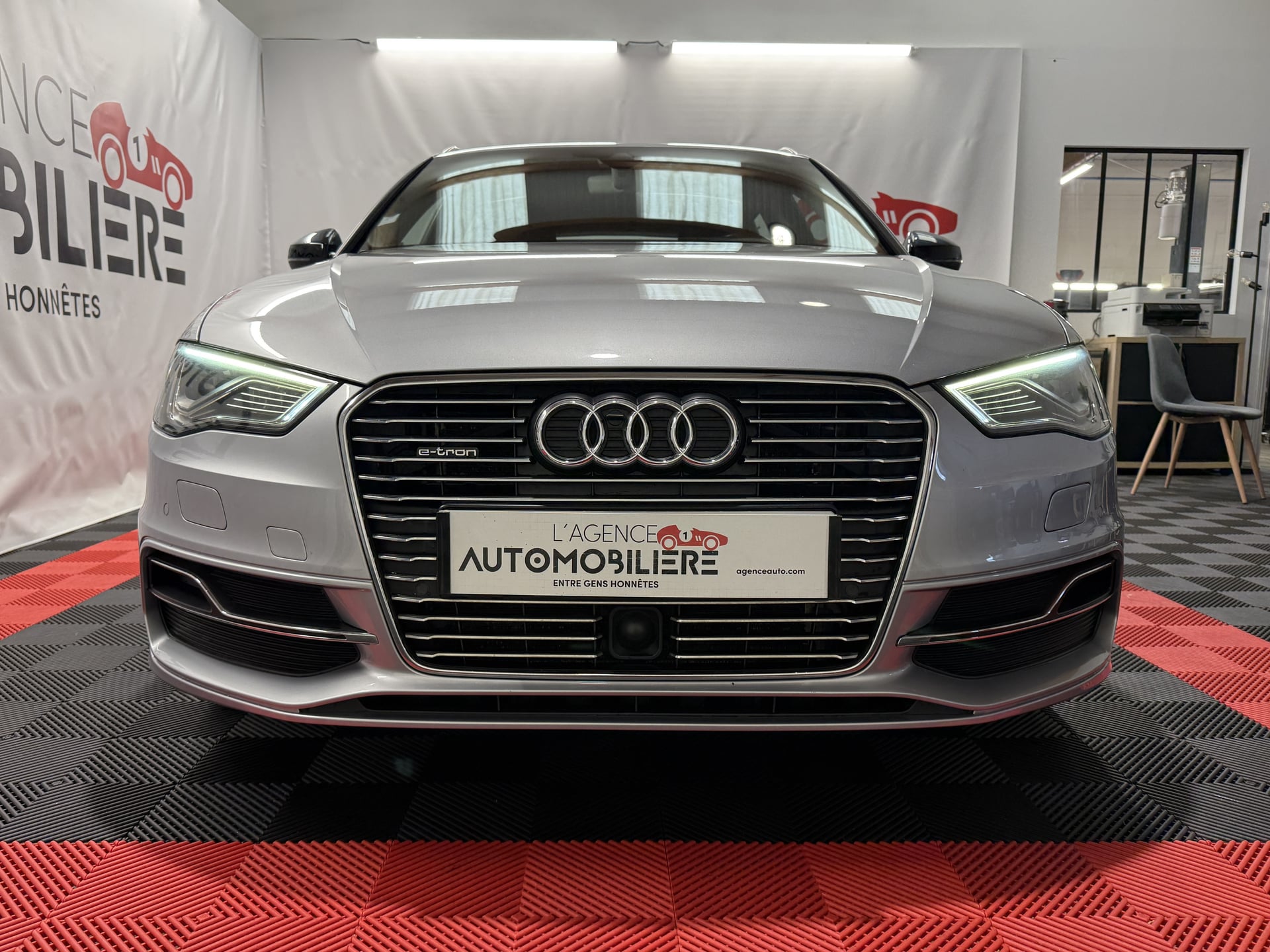 Audi A3 Sportback III 1.4 TFSI E-TRON 204 AMBIENTE S TRONIC — 2
