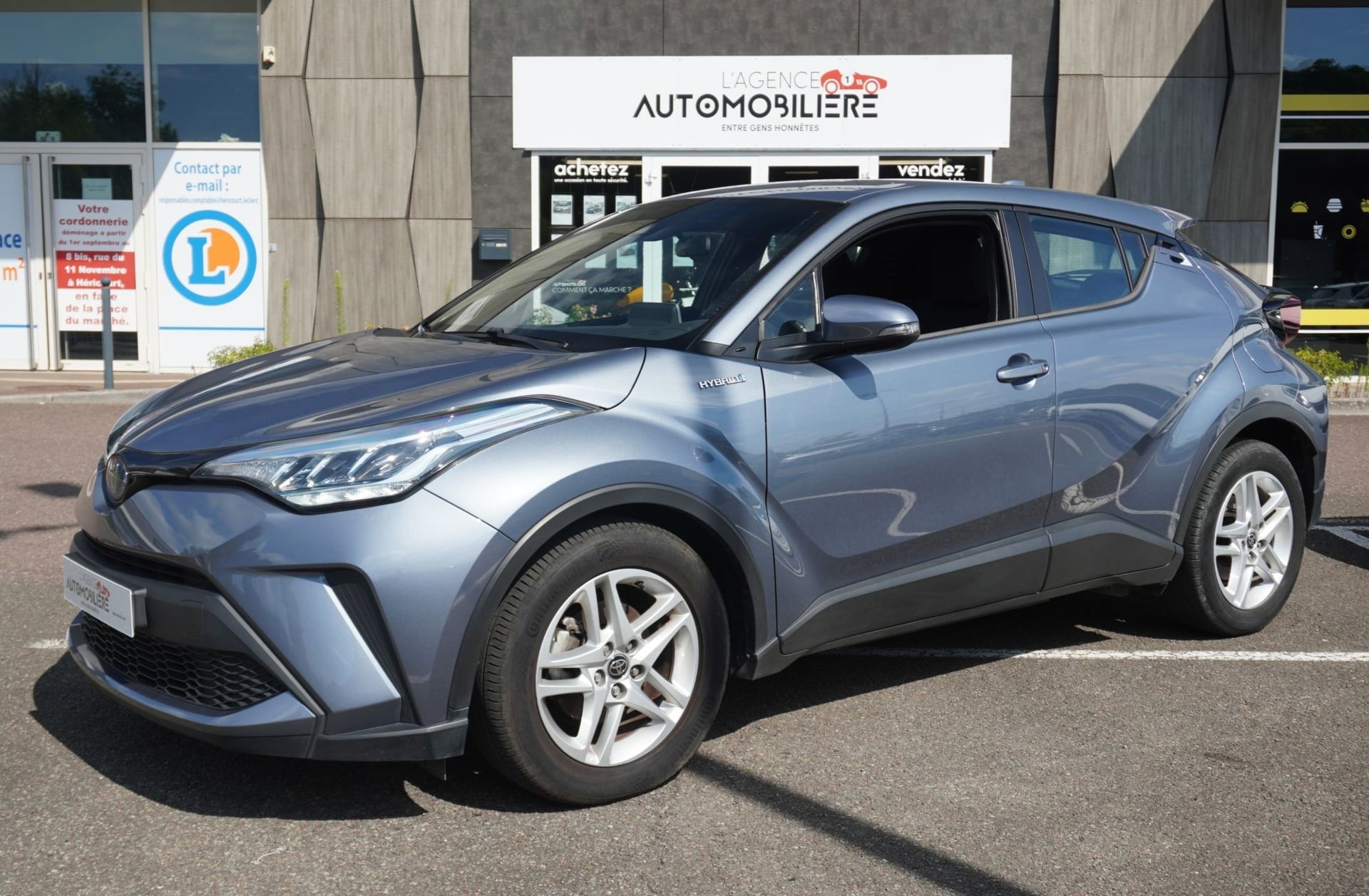 Toyota C-HR 1.8 hybride 122 ch 2WD E-CVT Dynamic