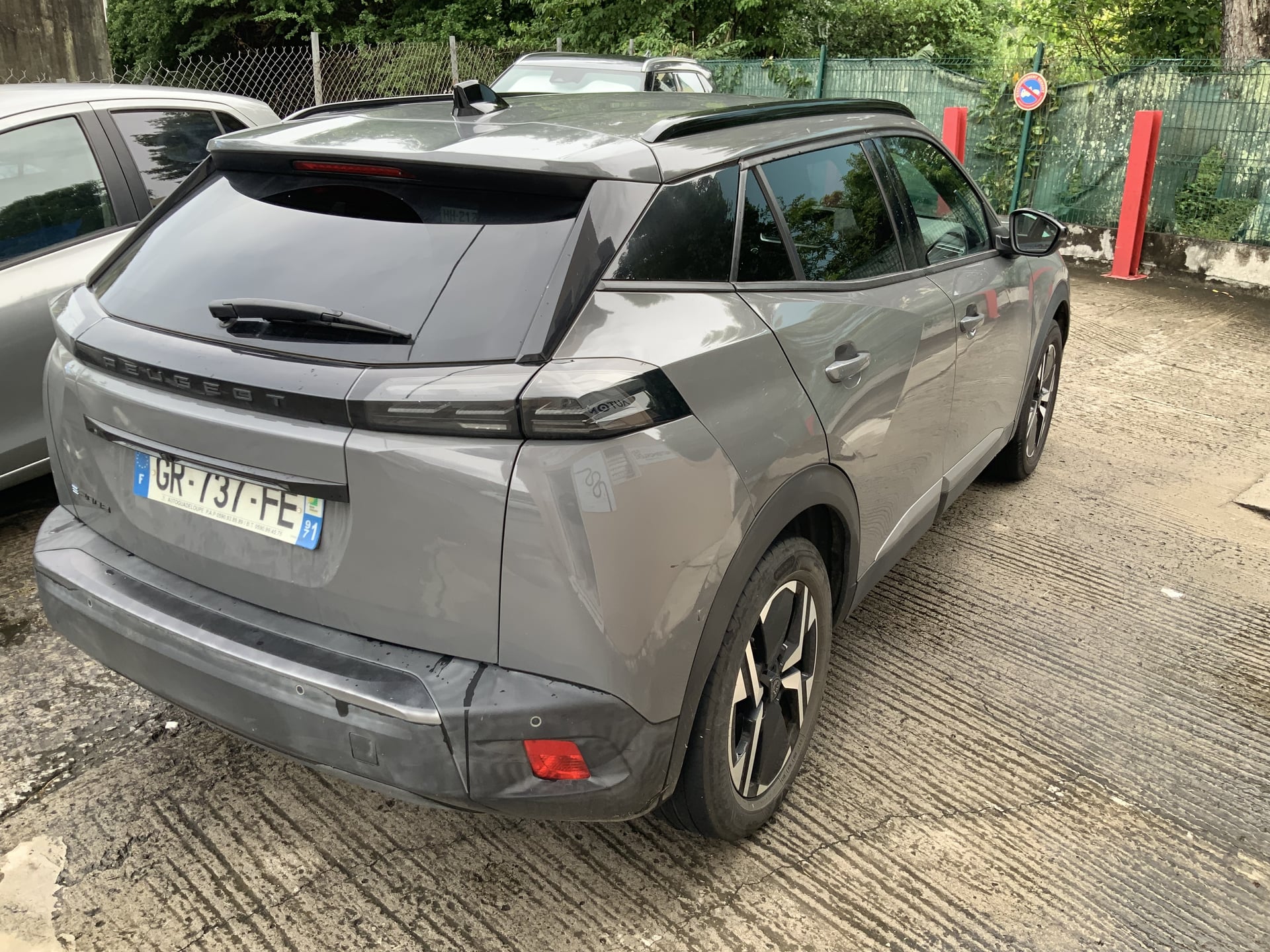 Peugeot e-2008 ÉLECTRIQUE 156 ALLURE 54 KWH — 11