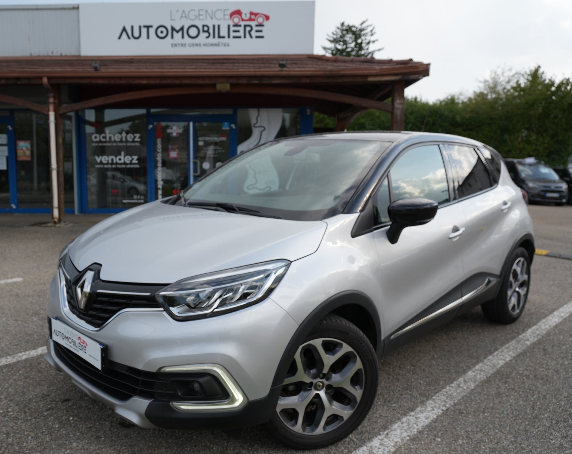 Renault Captur (2) 0.9 TCE 90 INTENS