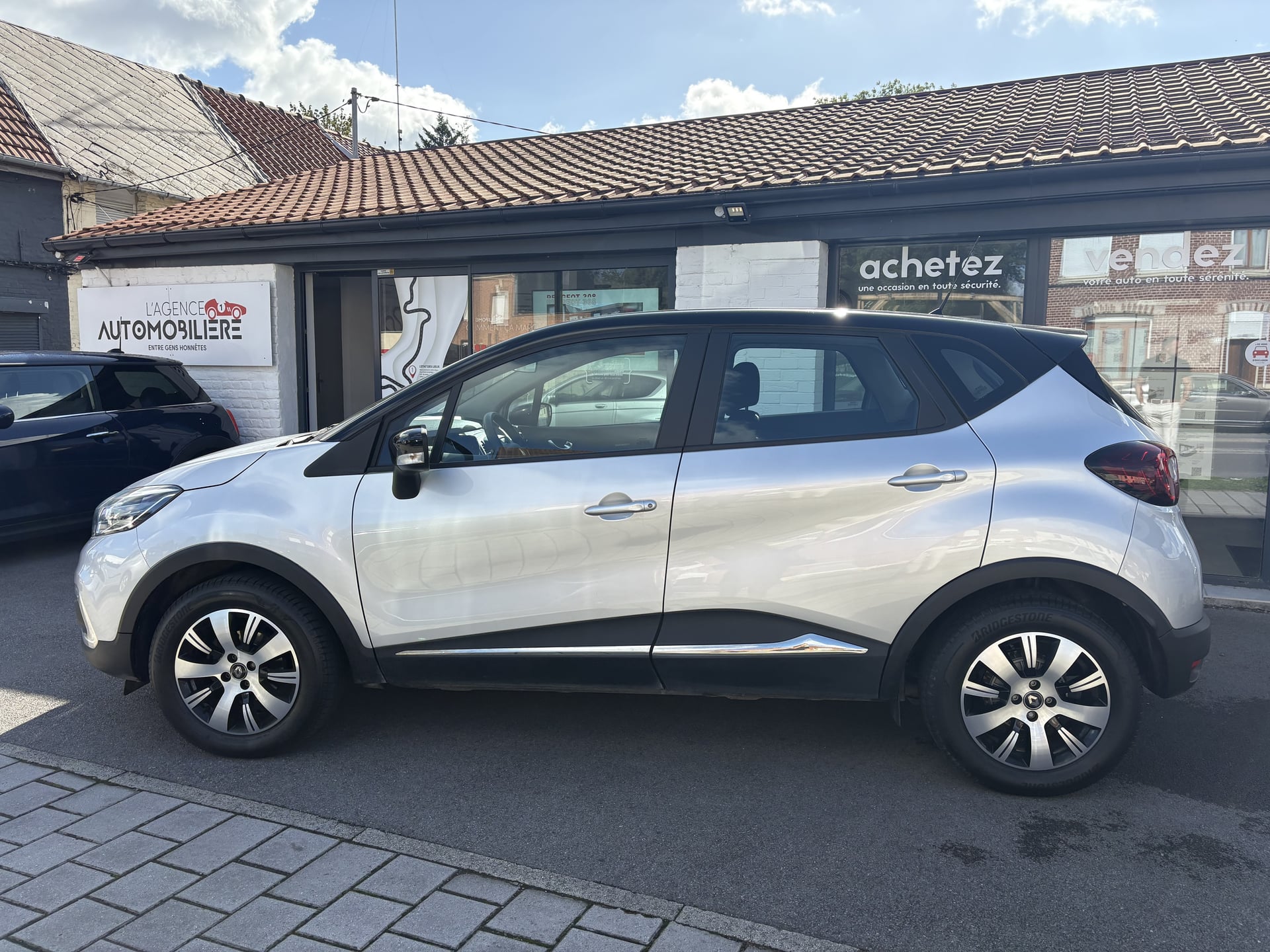 Renault Captur Business TCe 90 Toit Noir — 2