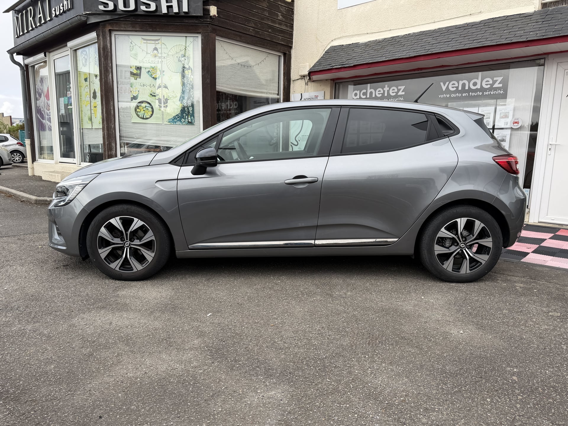 Renault Clio TCE 100 GPL Evolution — 2
