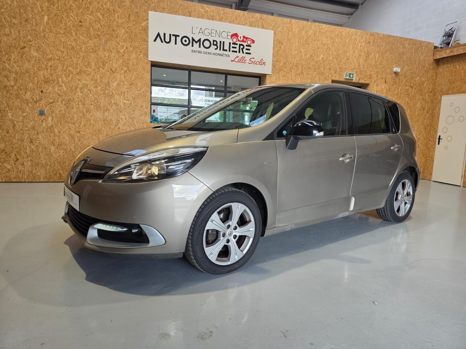 Renault Renault Scenic 3 1.6 DCI  130cv Energie Bose eco2