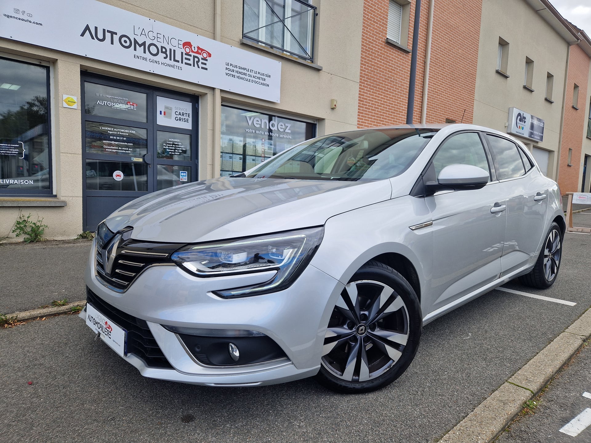 Renault Megane IV 1.5 DCI 115 BLUE INTENS EDC