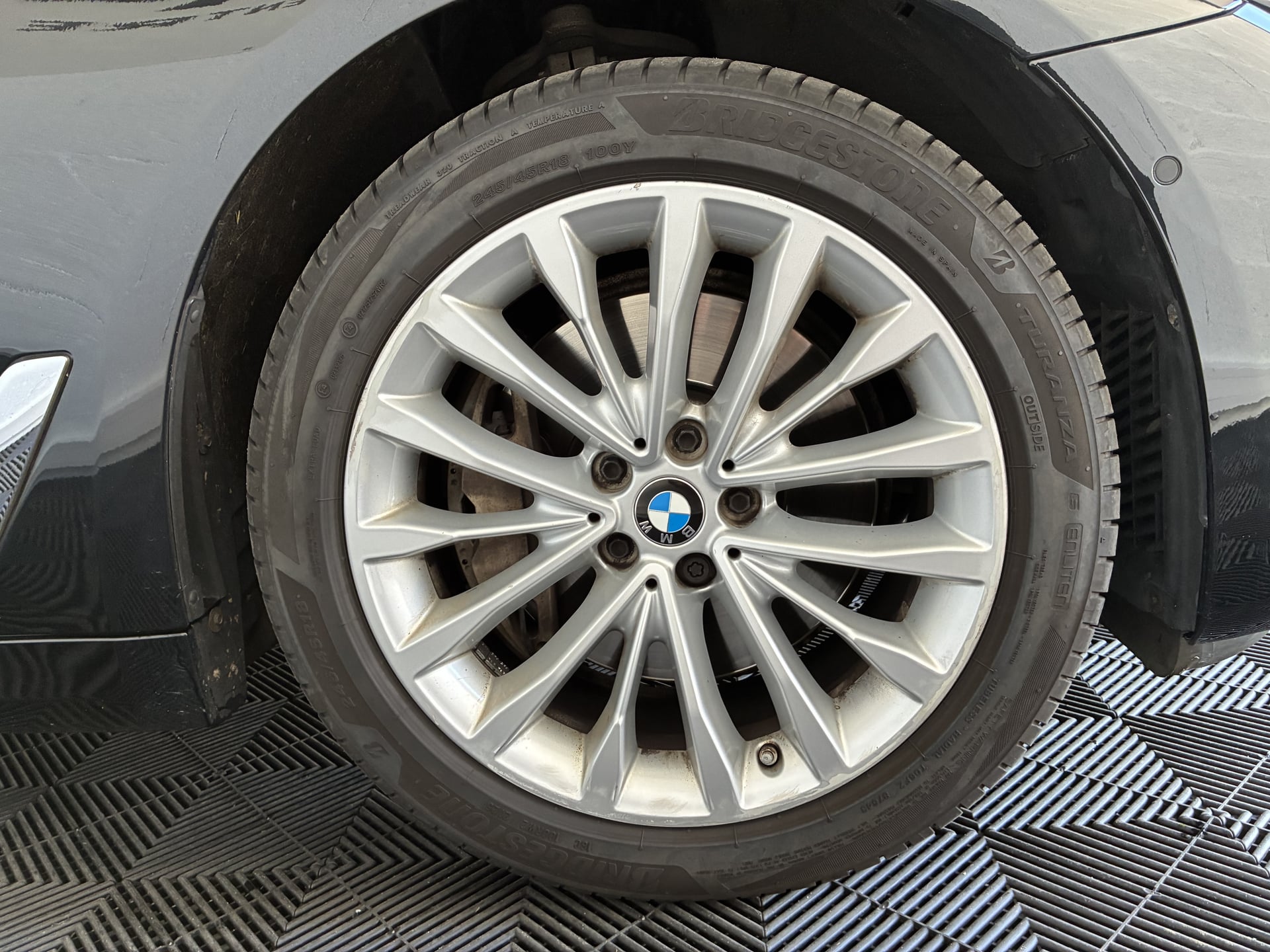 BMW Série 5 530d xDrive 286ch Luxury Line-Toit Ouvrant Panoramique. — 30