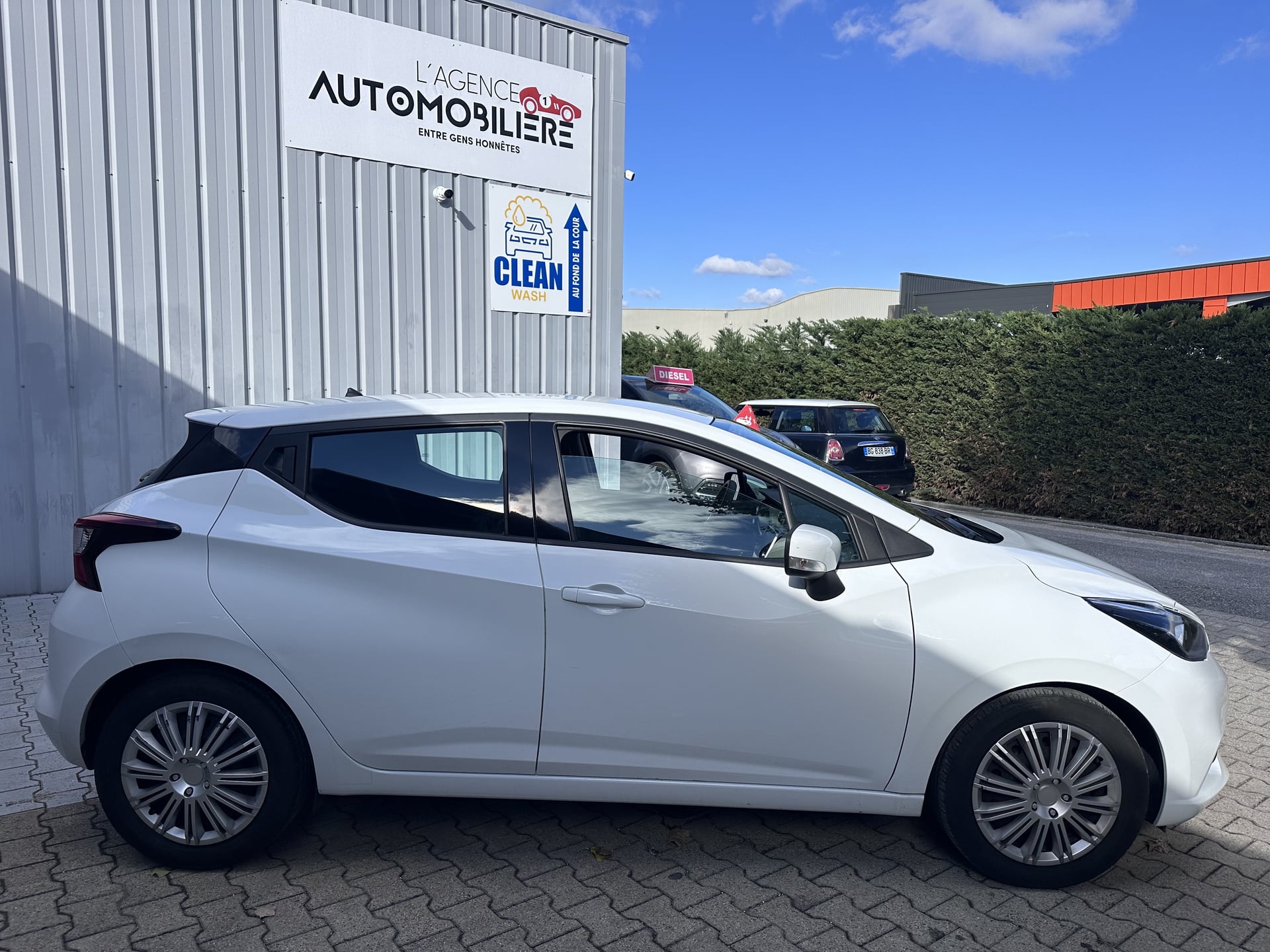 Nissan Micra 1.0 IG-T 12V 100 cv — 2