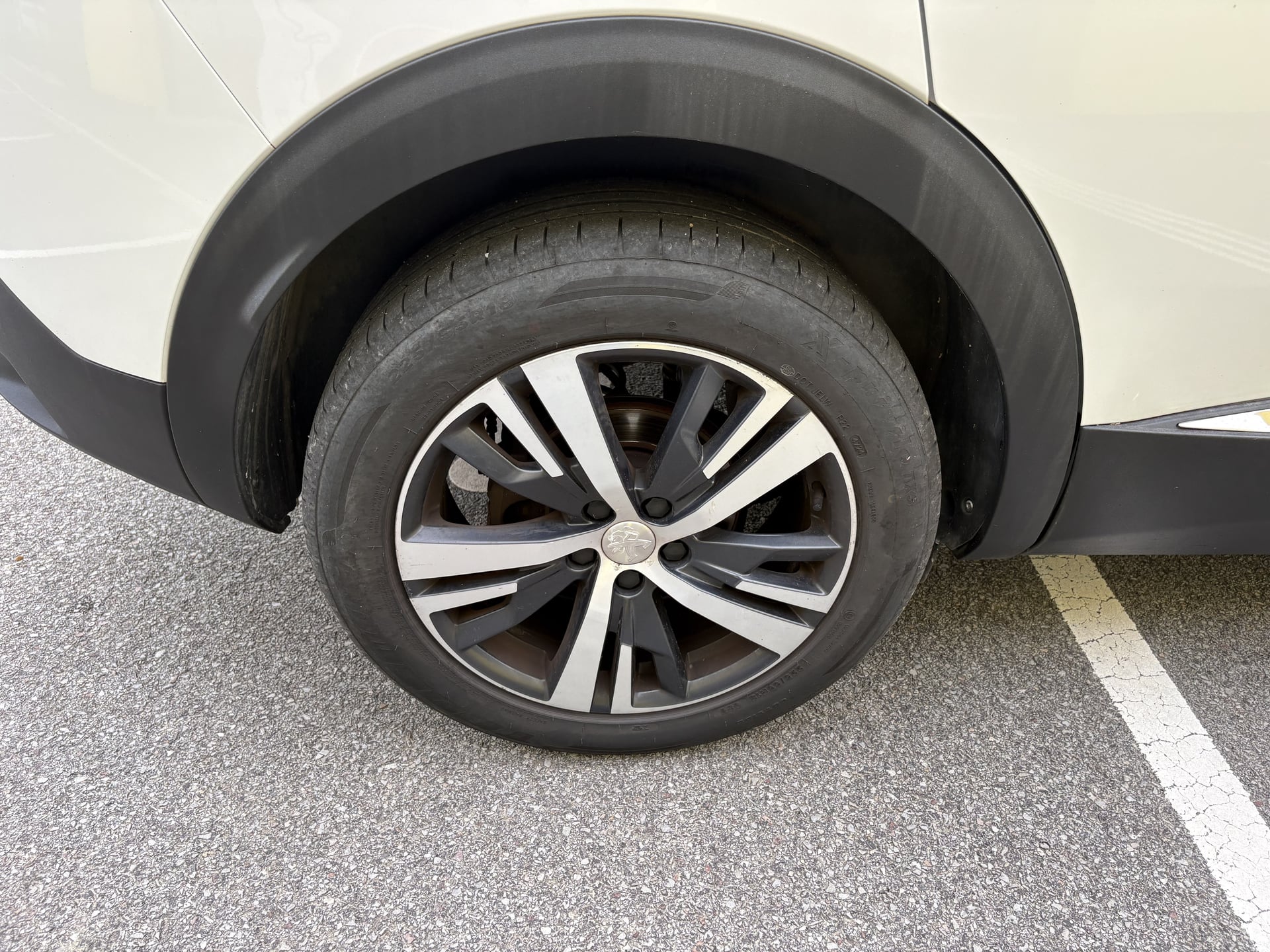 Peugeot 3008 1.2 PT 130ch S&S GT Line — 26