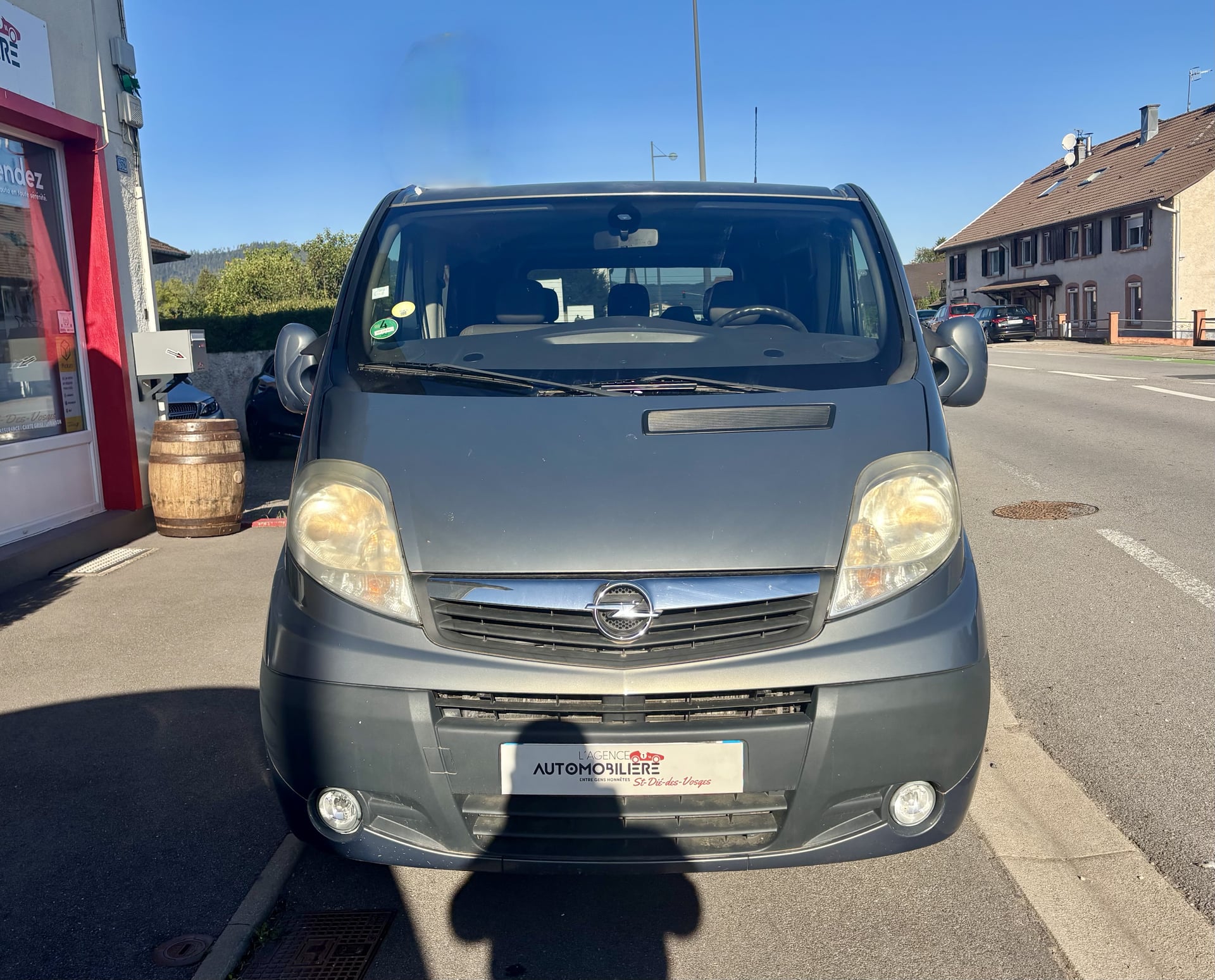 Opel Vivaro Minibus 2.0 CDTI 16V Combi long Easytronic 115 ch 8 places — 2