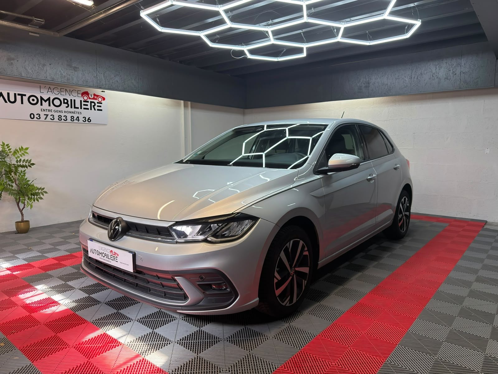 Volkswagen Polo VI 1.0 TSI 95 cv Style - Garantie 12 mois