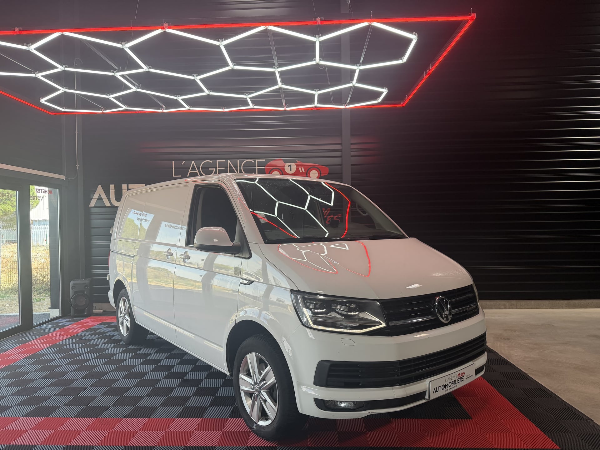 Volkswagen Transporter L1H1 2.0 TDI 140 BUSINESS LINE Garantie 12mois