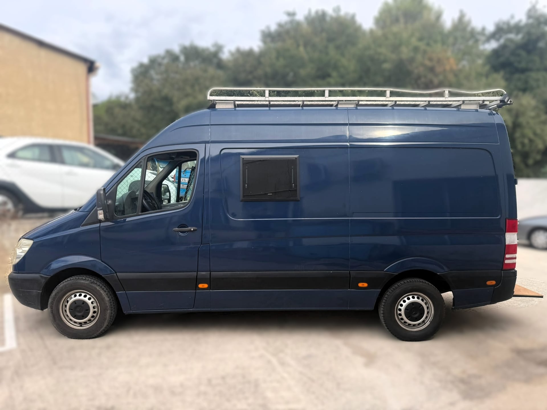 Mercedes-Benz Sprinter MERCEDES SPRINTER – 05/2009 – 121 500 KM – 110 CV – BASE VAN AMÉNAGEMENT — 2