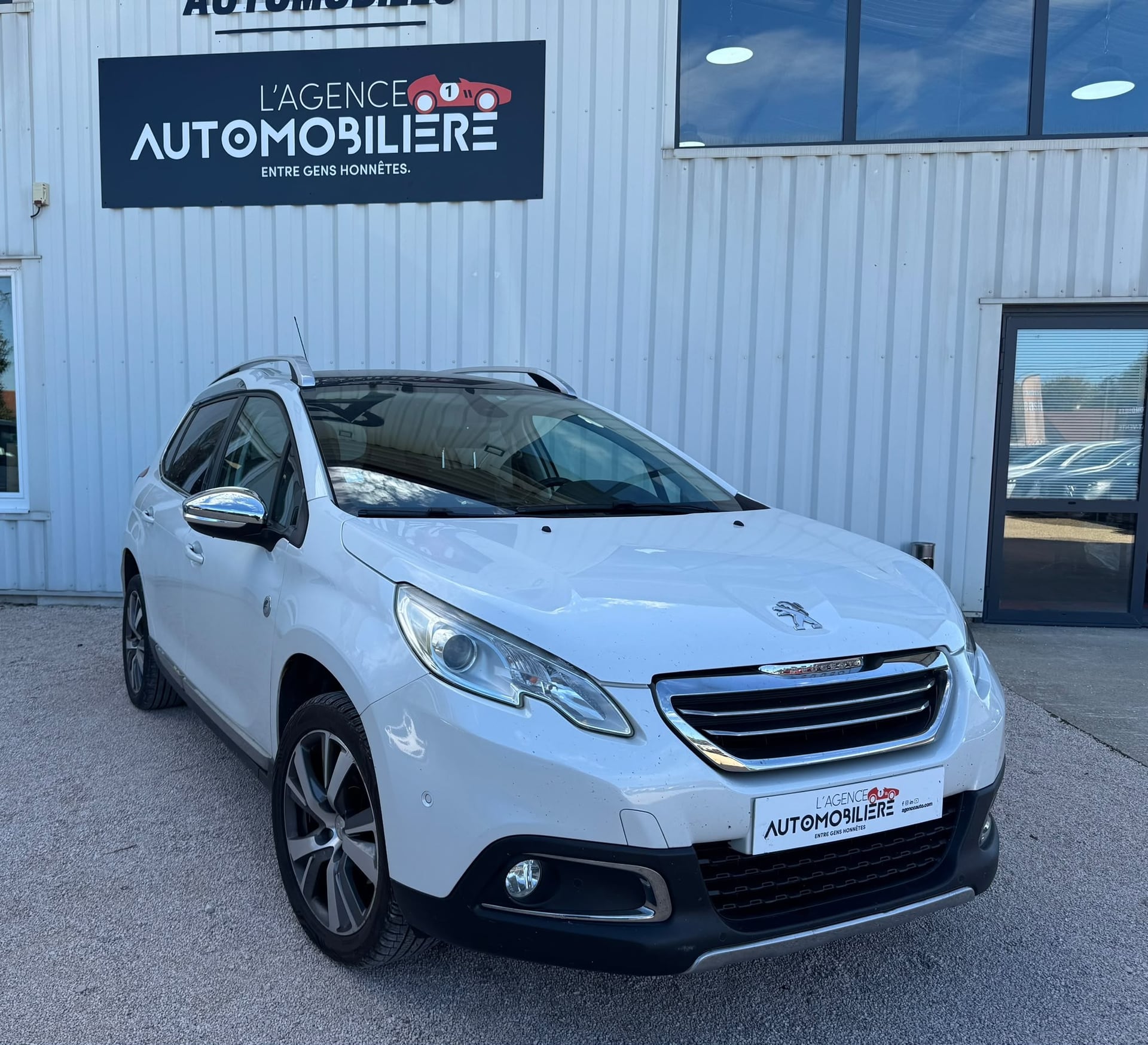 Peugeot 2008 1.2i S&S - 110CH CROSSWAY Kit de distribution neuf fiabilisé