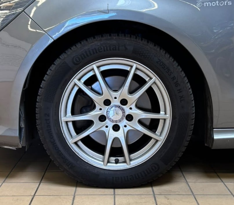 Mercedes-Benz CLA Shooting Brake 200 d Inspiration 7G-DCT — 33
