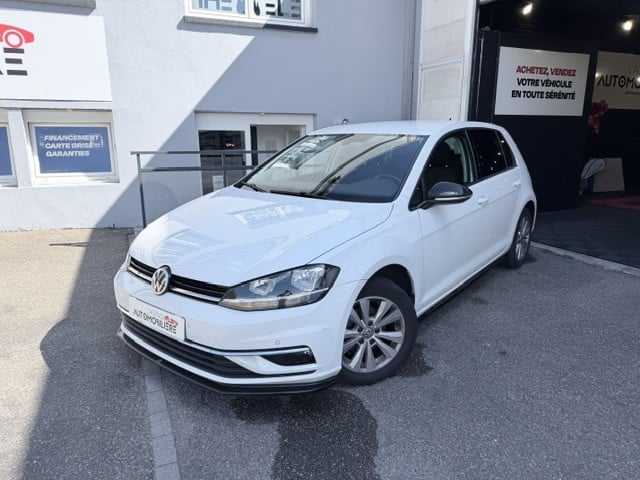 Volkswagen Golf VII 1.0 TSI Confortline Blue Motion DSG7 110 Carplya - BVA — 2