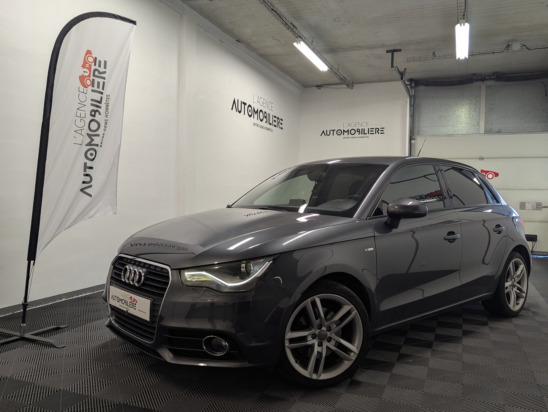 Audi A1 SPORTBACK 1.6 TDI 105 S LINE