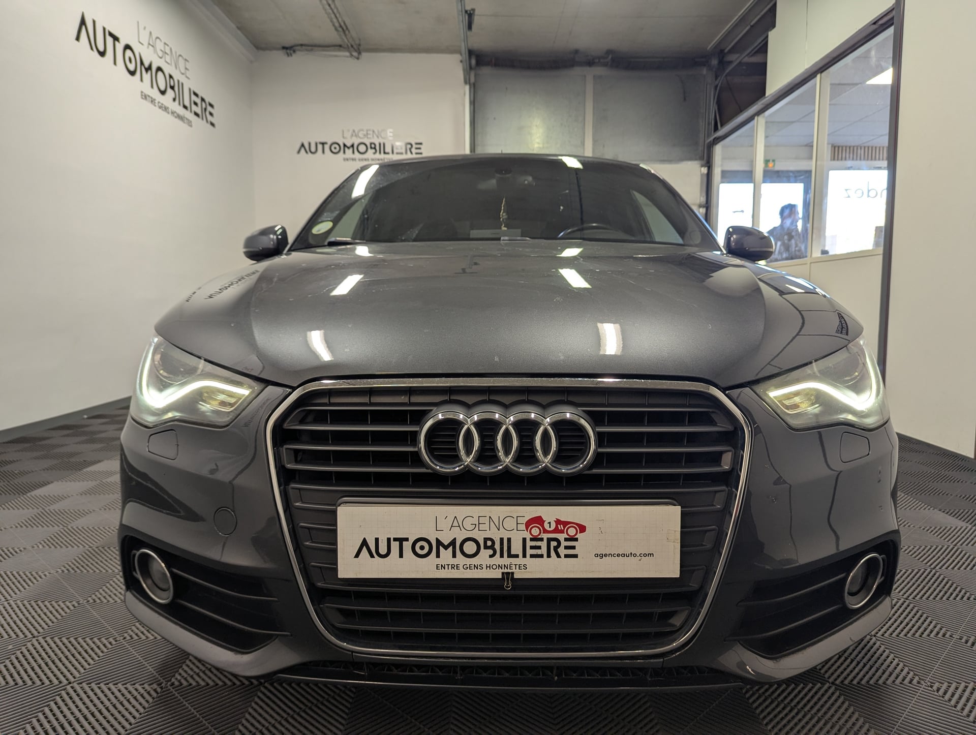 Audi A1 SPORTBACK 1.6 TDI 105 S LINE — 2