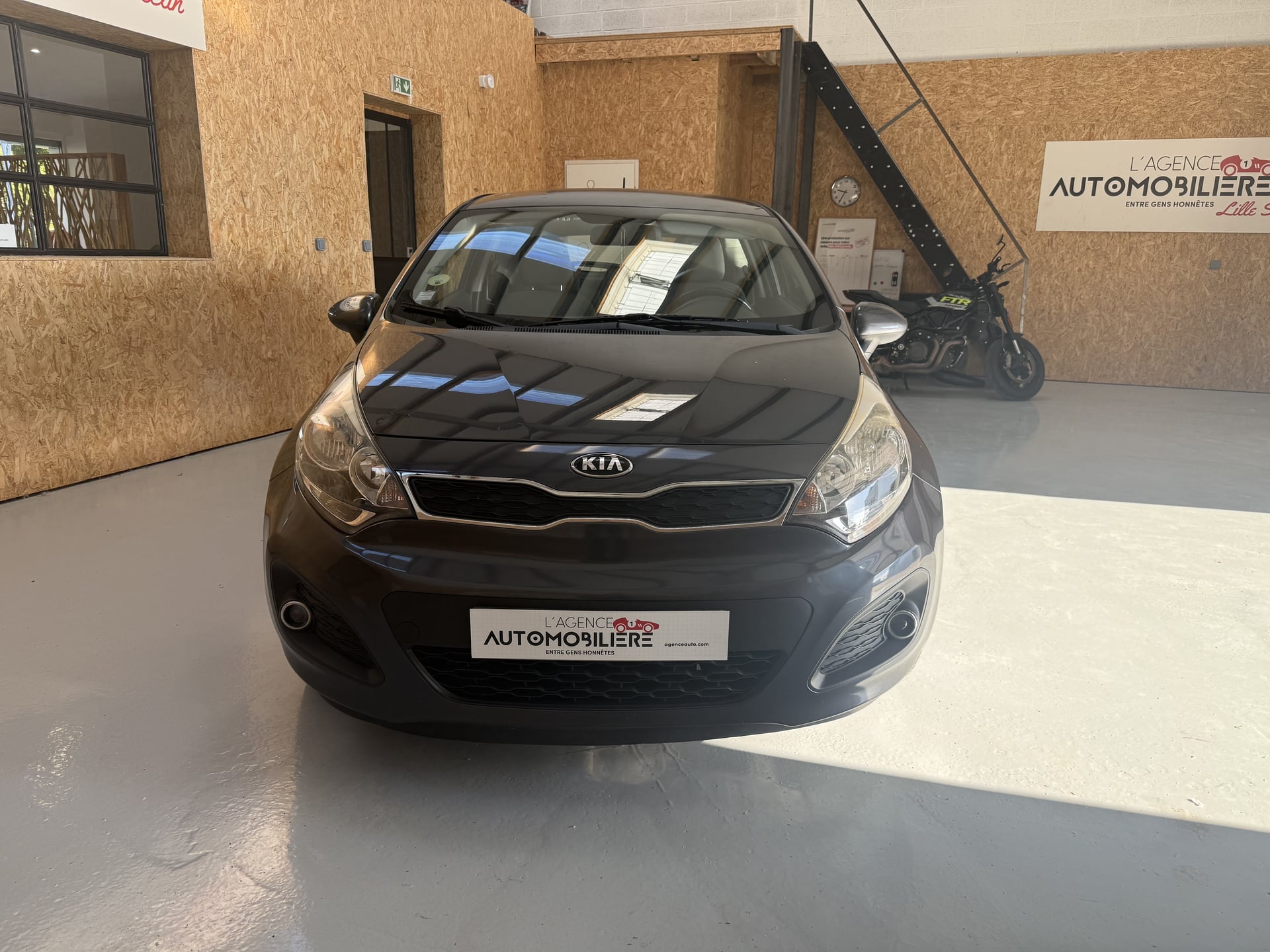 Kia Rio 1.1 CRDI 75 ISG Style — 2