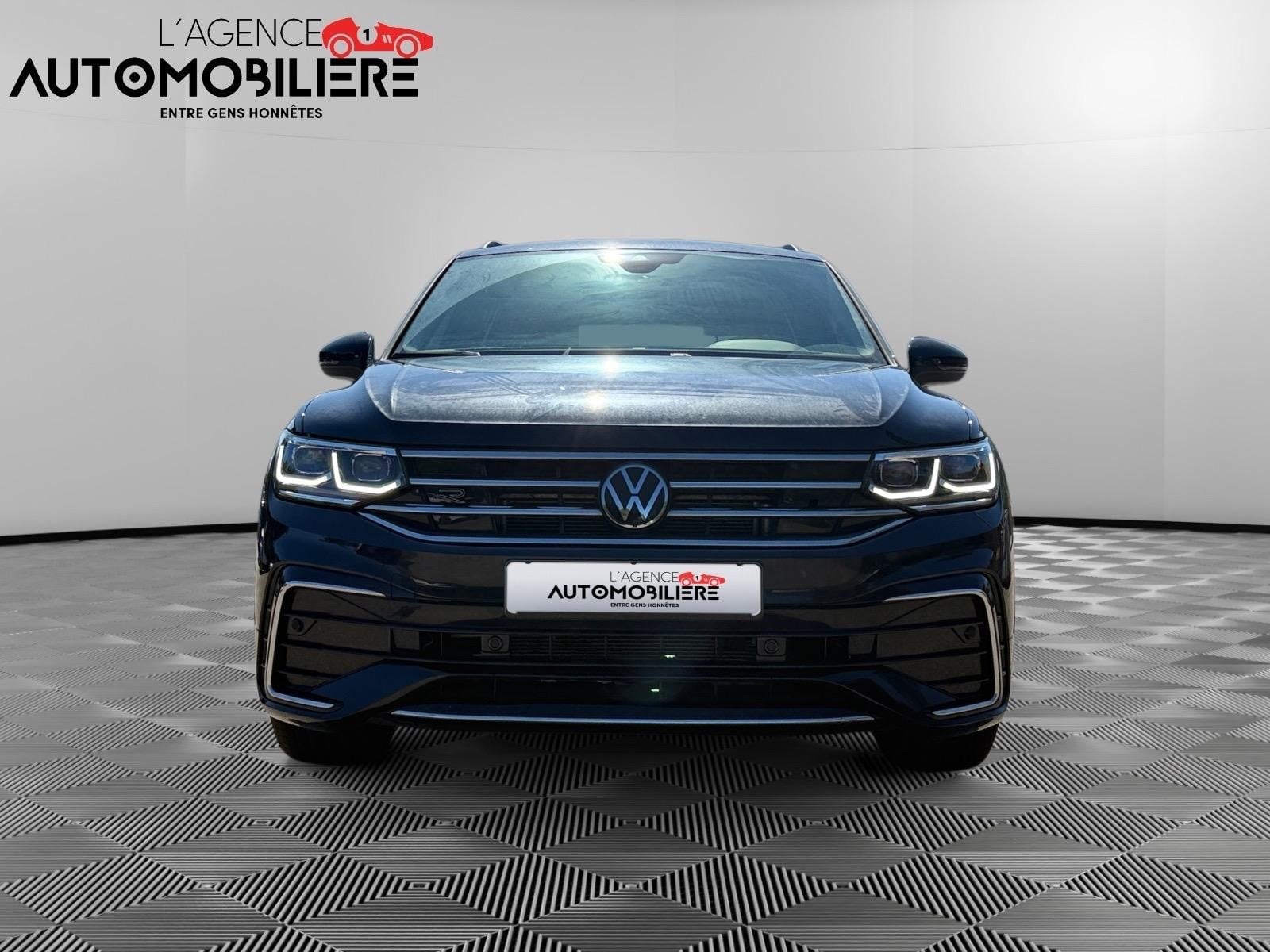 Volkswagen Tiguan 1.5 TSI 150 EVO BLACK R-LINE DSG BVA — 2