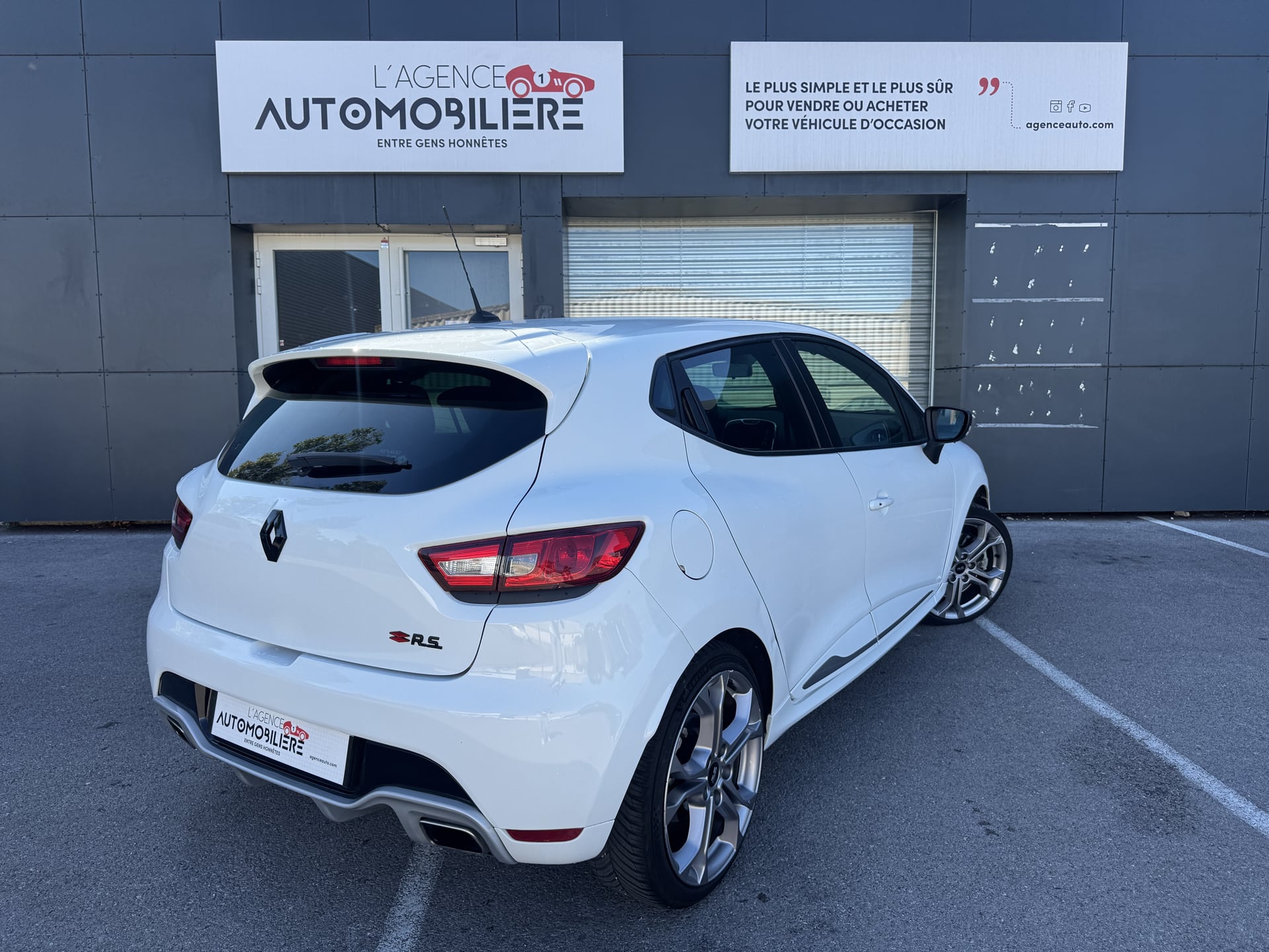 Renault Clio 1.6 T 200ch RS EDC — 2