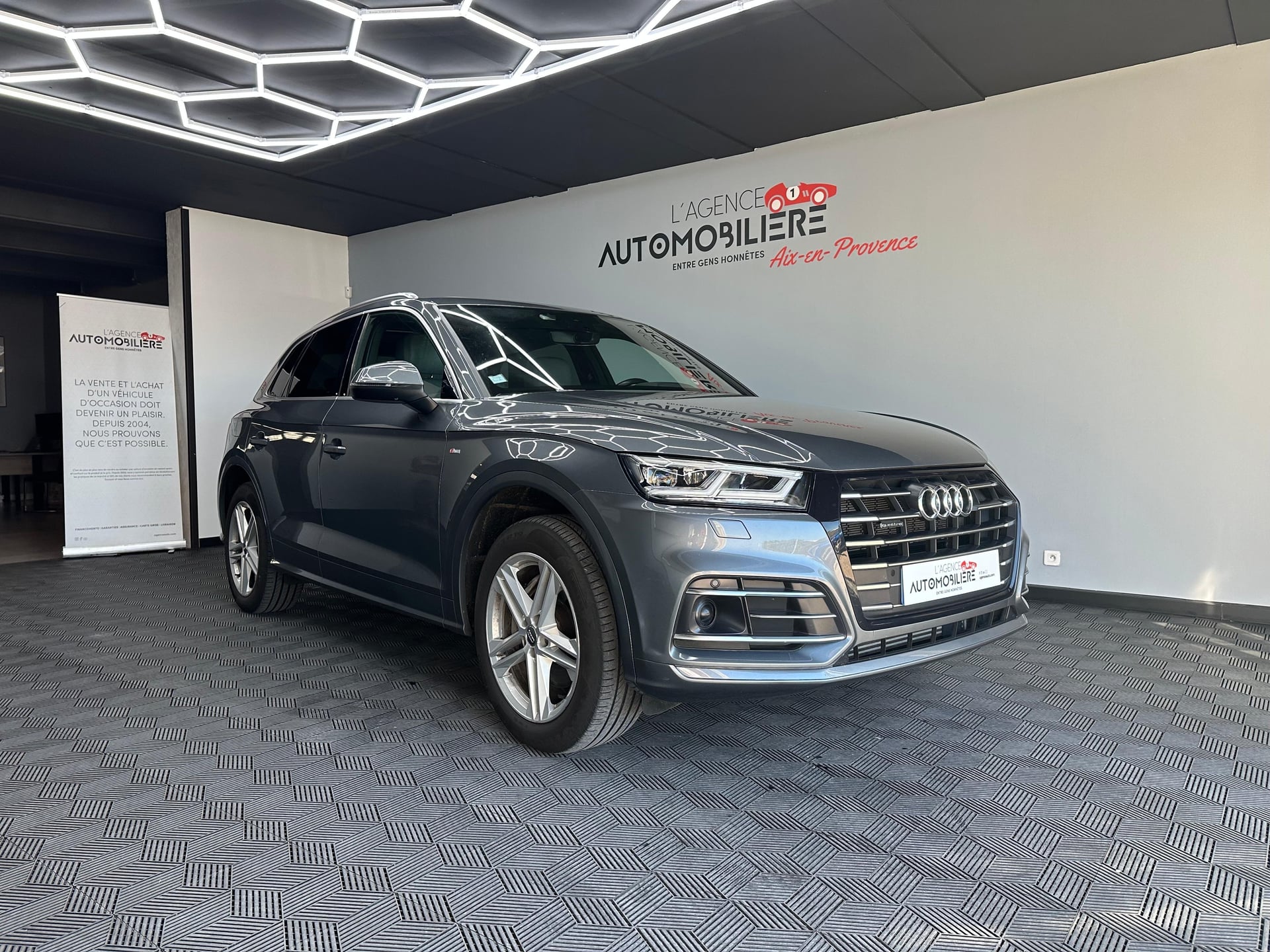 Audi Q5 2.0 55 TFSIE S-LINE QUATTRO S TRONIC 7 - SUIVI COMPLET AUDI