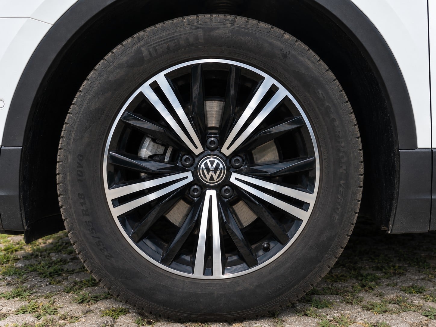Volkswagen Tiguan 2.0 TDi 16V 4Motion 190Cv — 15