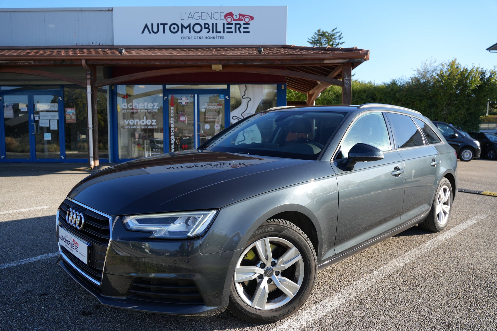 Audi A4 Avant V 2.0 TDI 150 BUSINESS LINE S TRONIC