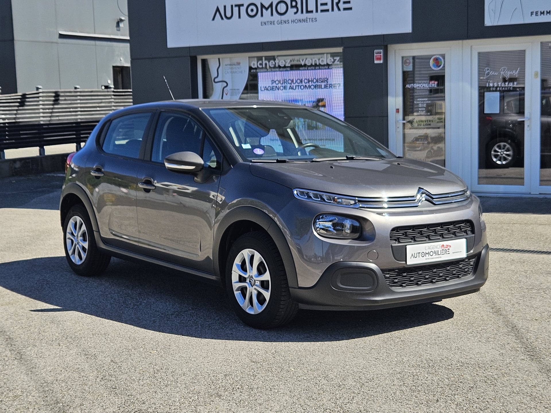 Citroen C3 1.2 PURETECH 82 CV Live — 2