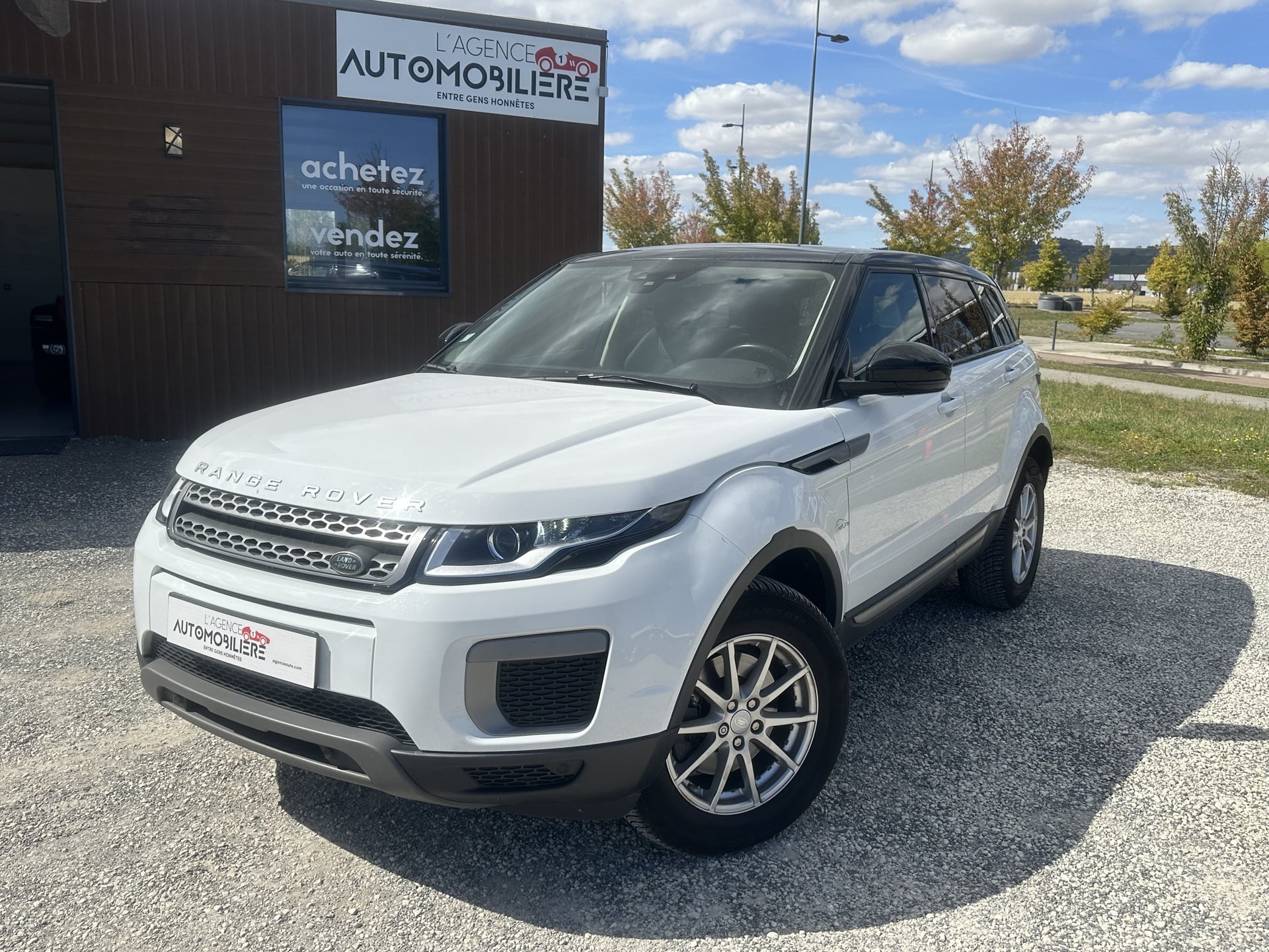 Land Rover Range Rover Evoque Evoque I Phase 2 (5p) 2.0 TD4 16V 4WD 150 CH 1ERE MAIN TOIT PANORAMIQUE