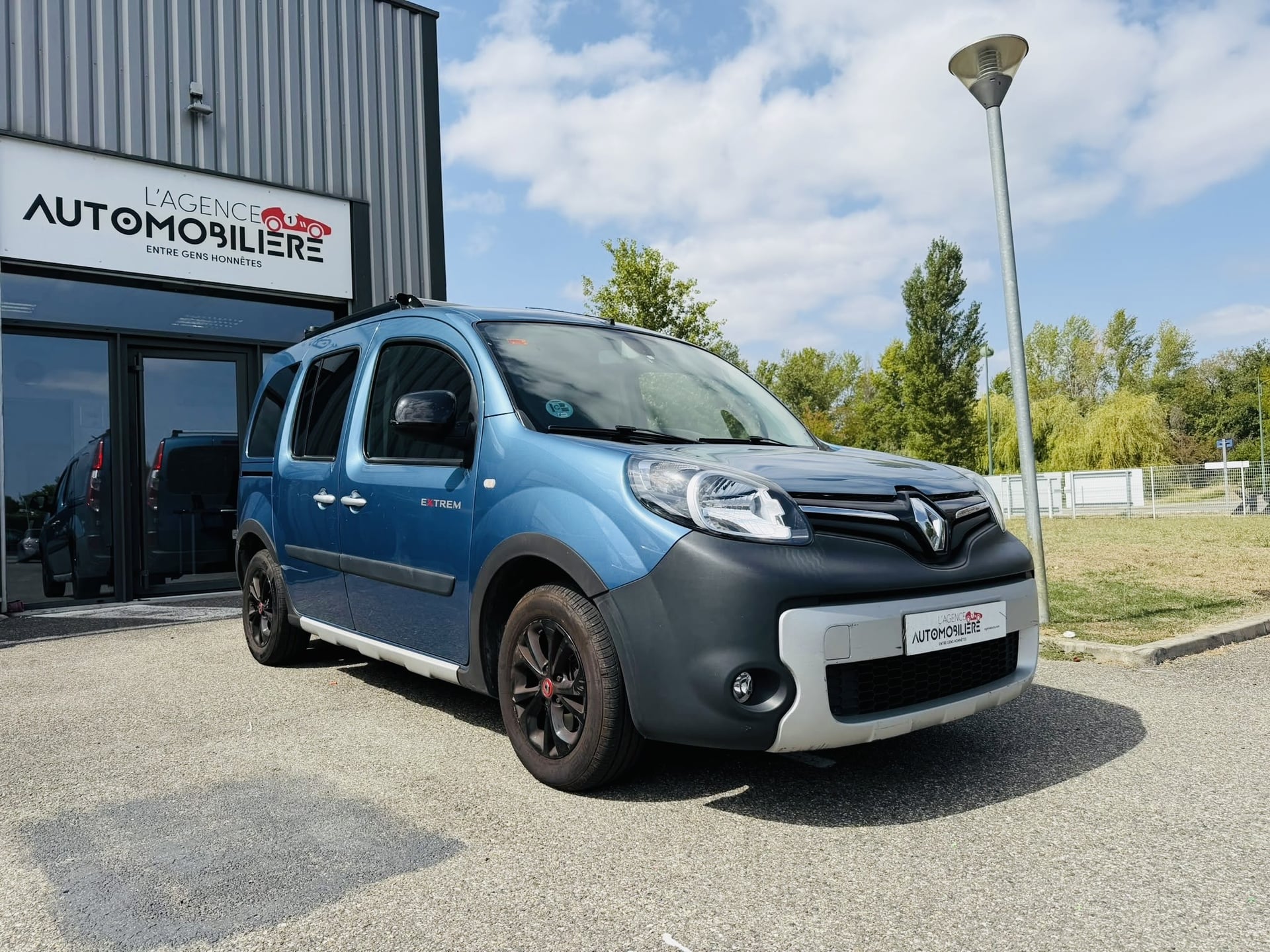 Renault Kangoo 1.5 110cv FINITION XTREM - Distribution Neuve