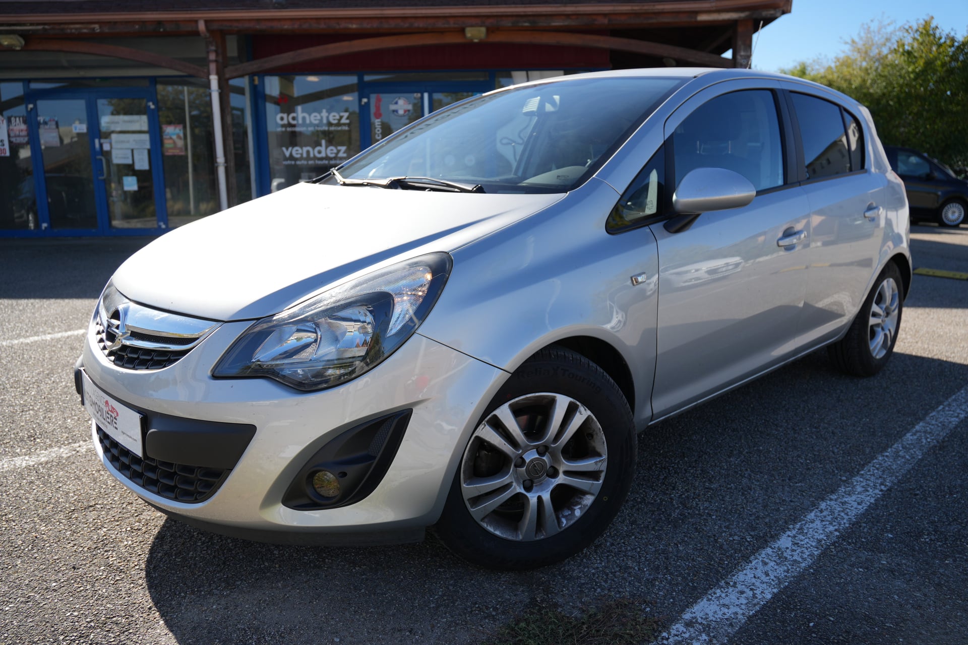 Opel Corsa IV (2) 1.4 TWINPORT 100 GRAPHITE 5P — 2