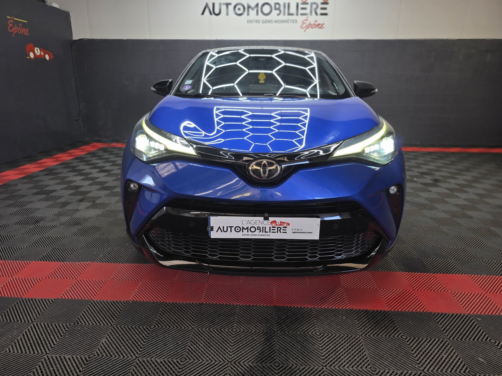 Toyota C-HR 2.0 Hybrid 184 ch GR-Sport — 2