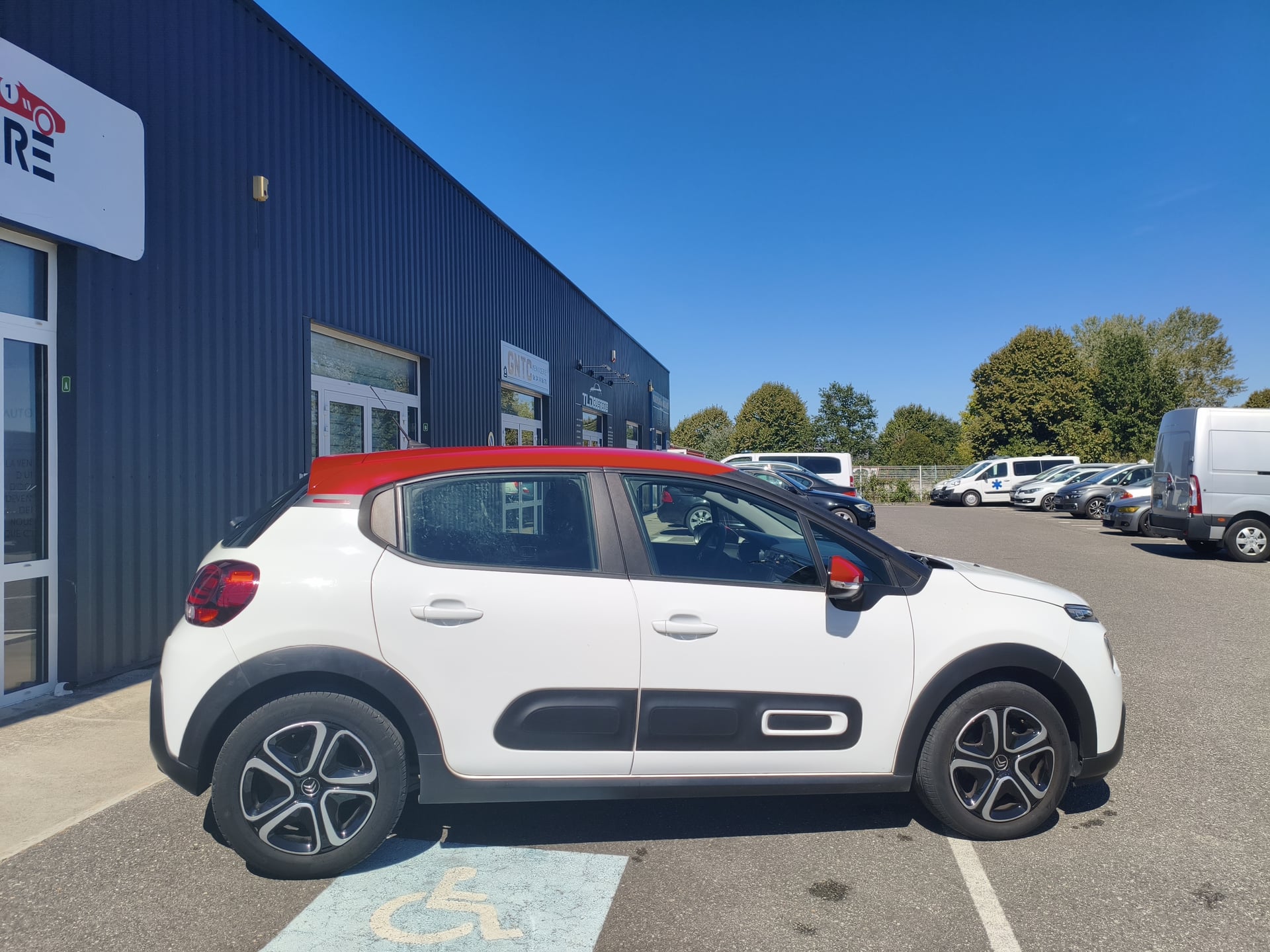 Citroen C3 GENERATION-III 1.2 PURETECH 80 SHINE