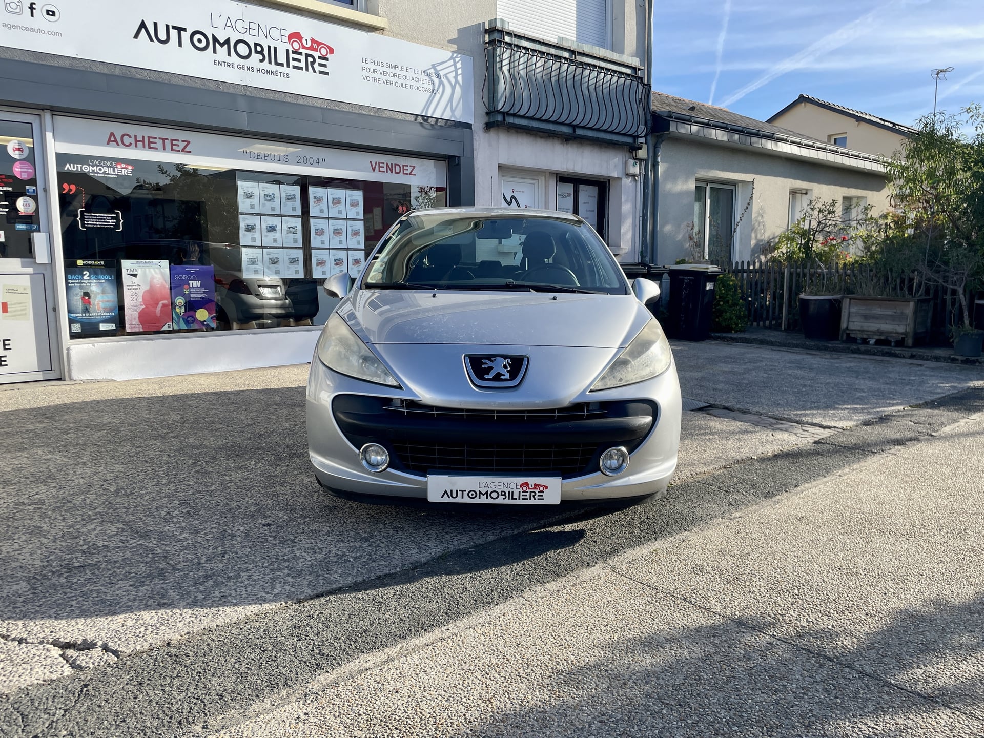 Peugeot 207 5 portes 1.4 HDi 70cv — 2