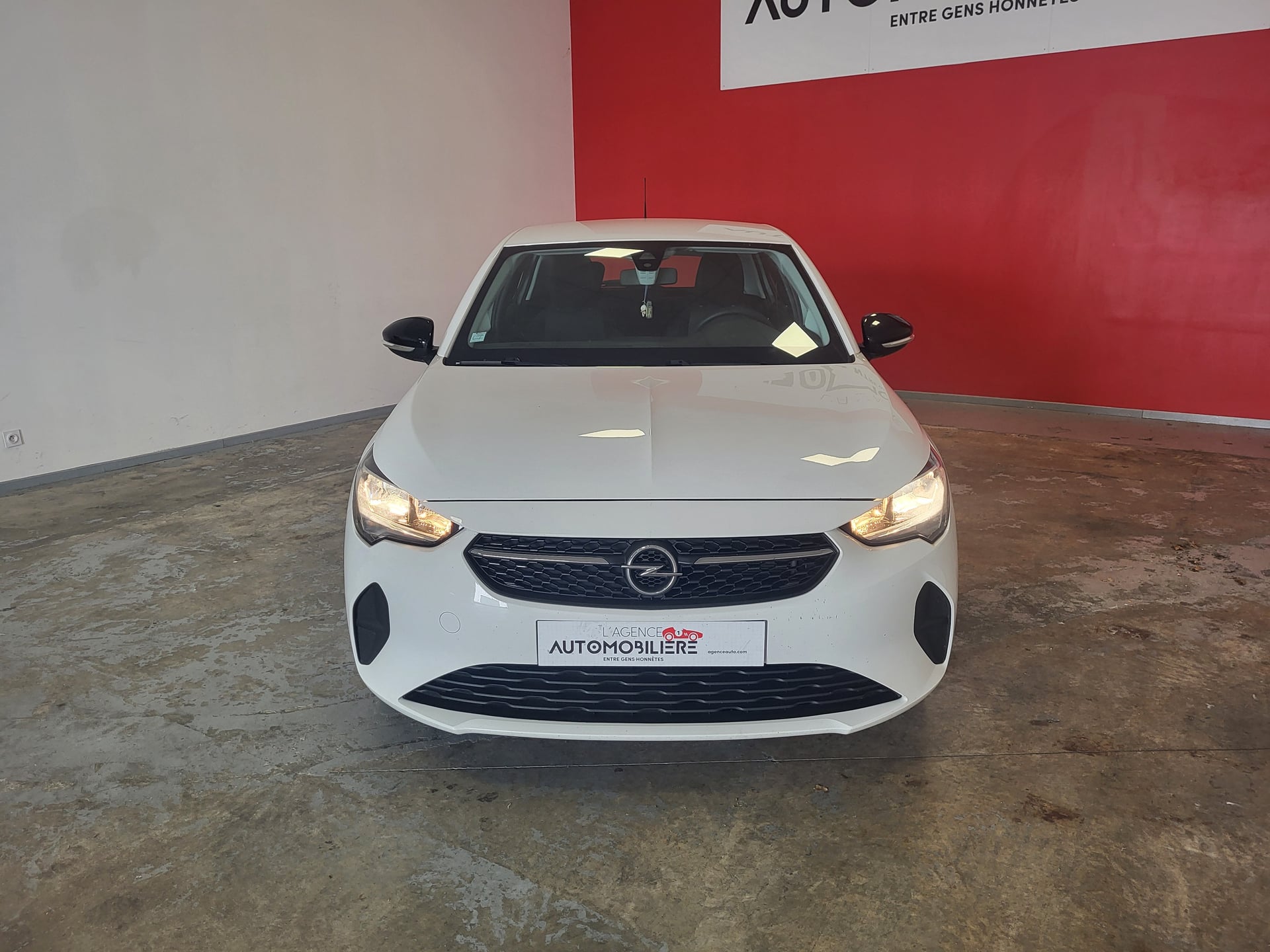 Opel Corsa OPEL CORSA VI 1.2 75 EDITION 5P — 2