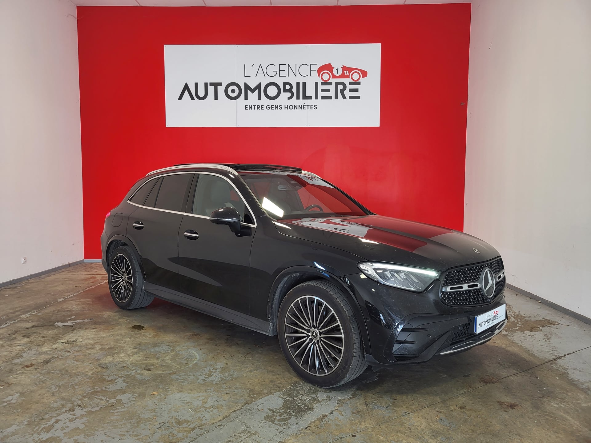 Mercedes-Benz GLC GLC PHASE II 220D 4 MATIC AMG LINE 9G-TRONIC