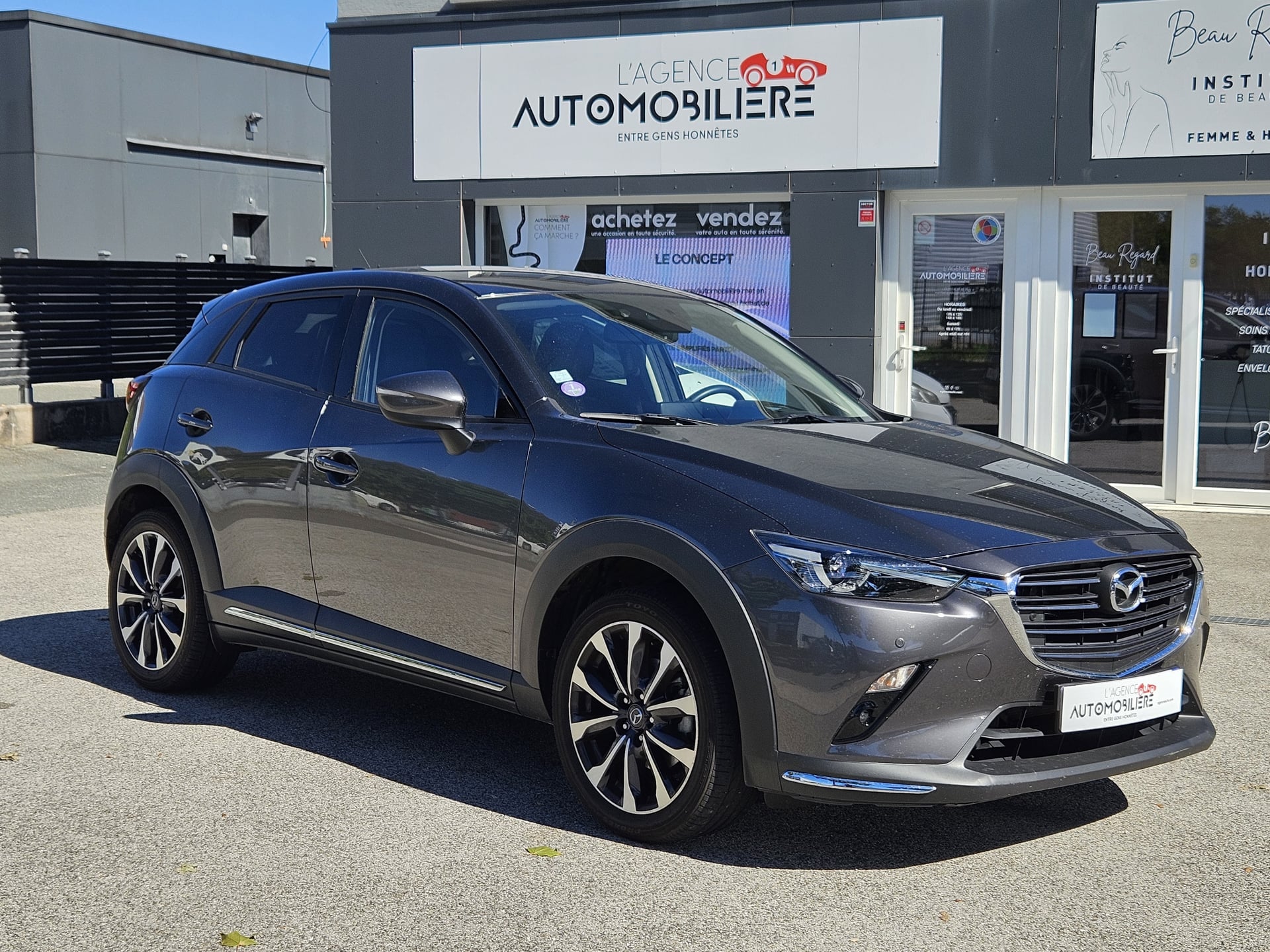 Mazda CX-3 SKYACTIV-G 2.0 i 121 SELECTION BVA ( Affichage Tête Haute - Sièges chauffants - Car Play / Android Auto..)
