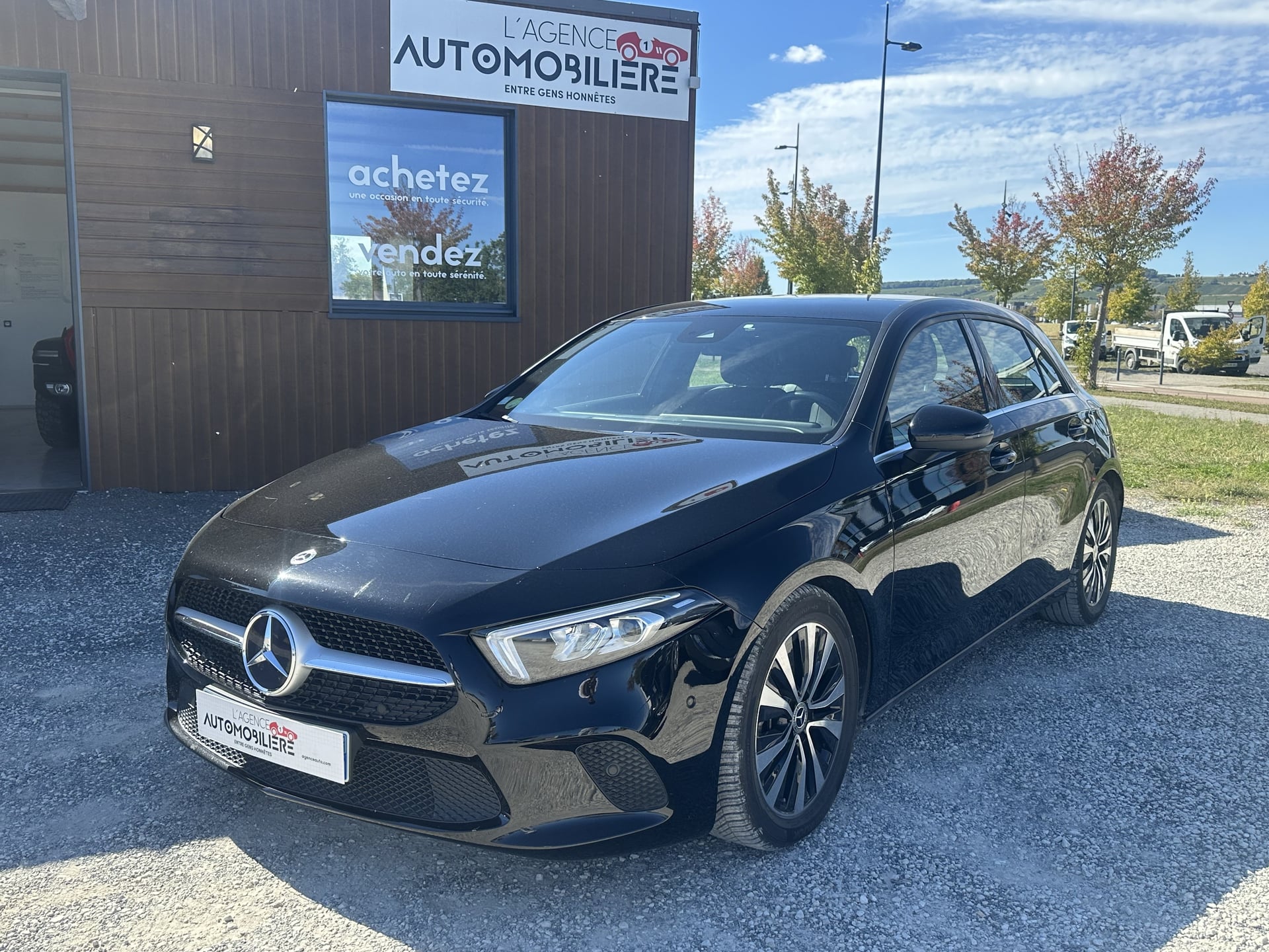 Mercedes-Benz Classe A 180 d 2.0d 16V 8G-DCT 116 CH BOITE AUTO FINITION STYLE LINE SUIVI MERCEDES