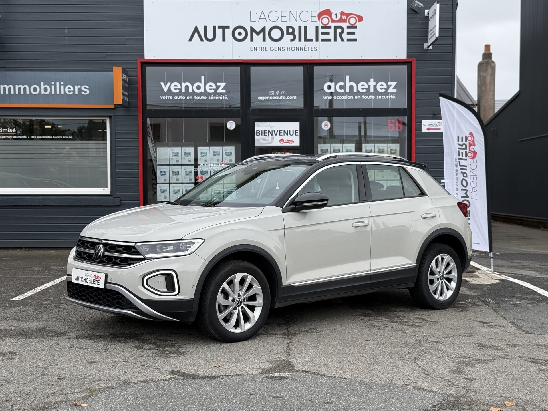 Volkswagen T-roc 1.5 TSi 150 ch DSG7 STYLE (toit noir) phase 2