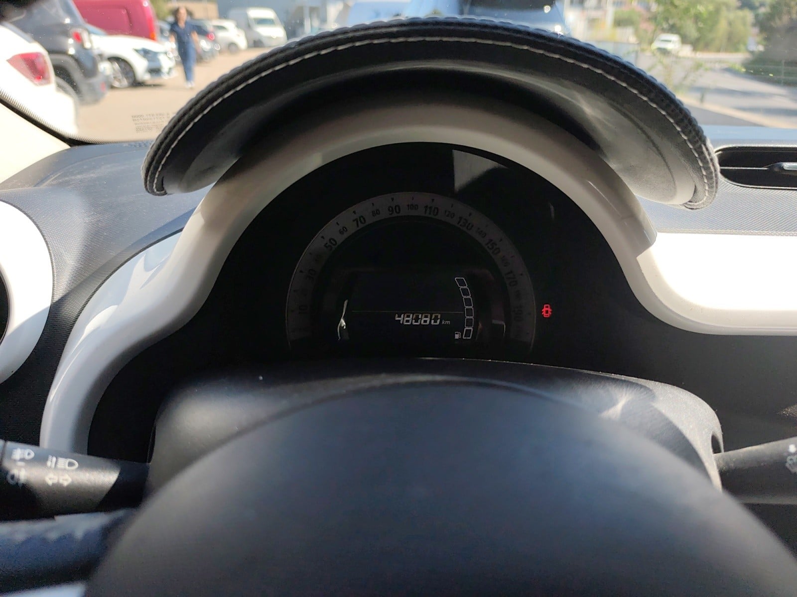 Renault Twingo 0.9 TCE 90 INTENS EDC BVA — 14