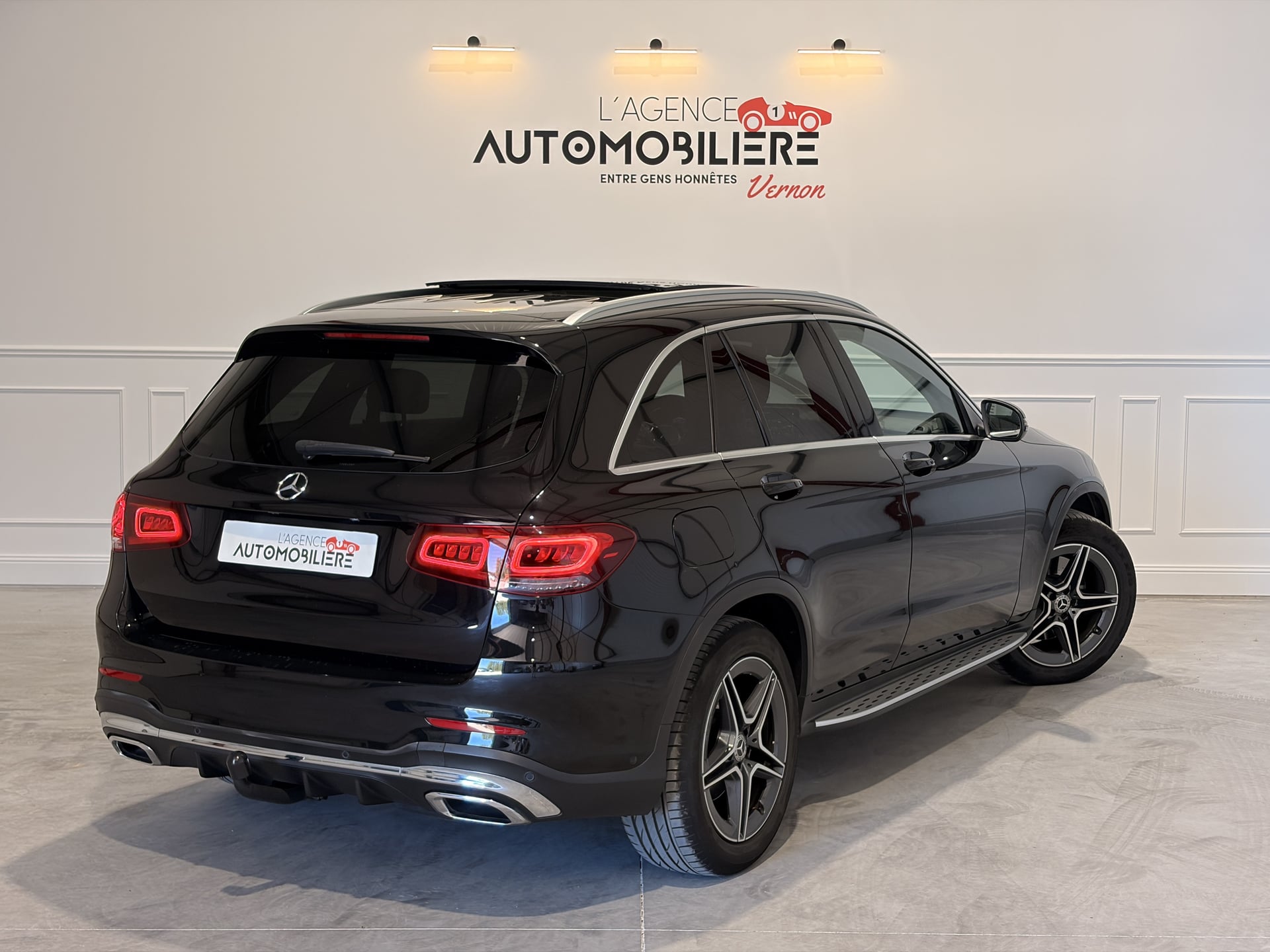 Mercedes-Benz GLC (2) 220 D AMG LINE LAUNCH EDITION 4MATIC 9G-TRONIC — 2