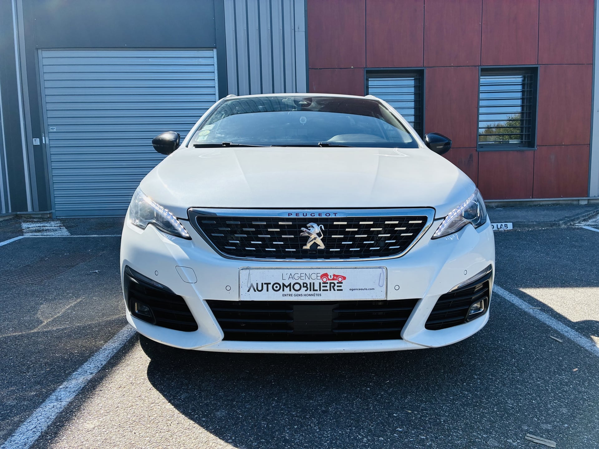 Peugeot 308 SW 1.5 BlueHDI GT LINE 130cv EAT8 - ENTRETIEN Full PEUGEOT — 21