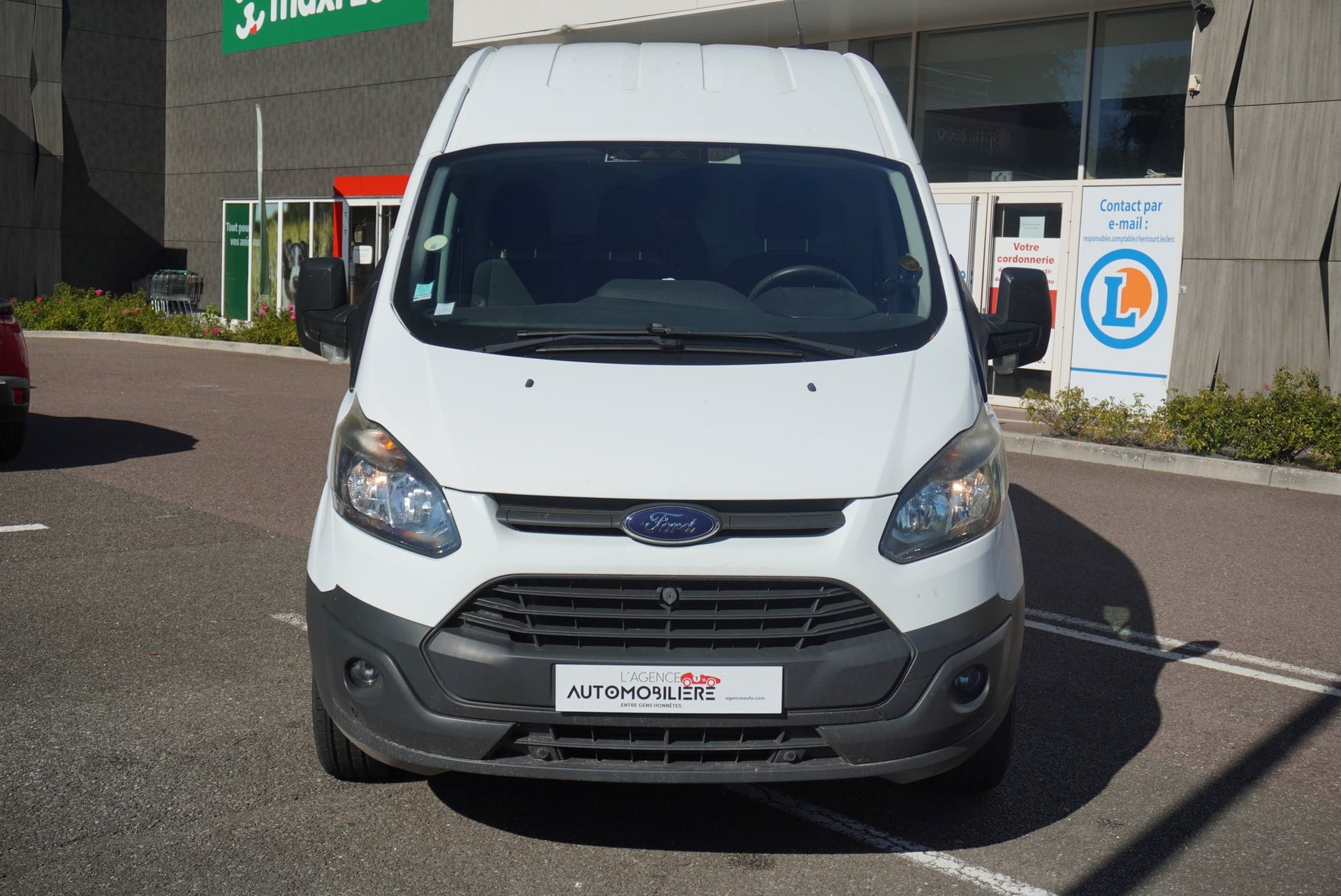 Ford Transit Custom Fourgon 290 L2H2 2.2 TDCi 100 Ambiente — 2
