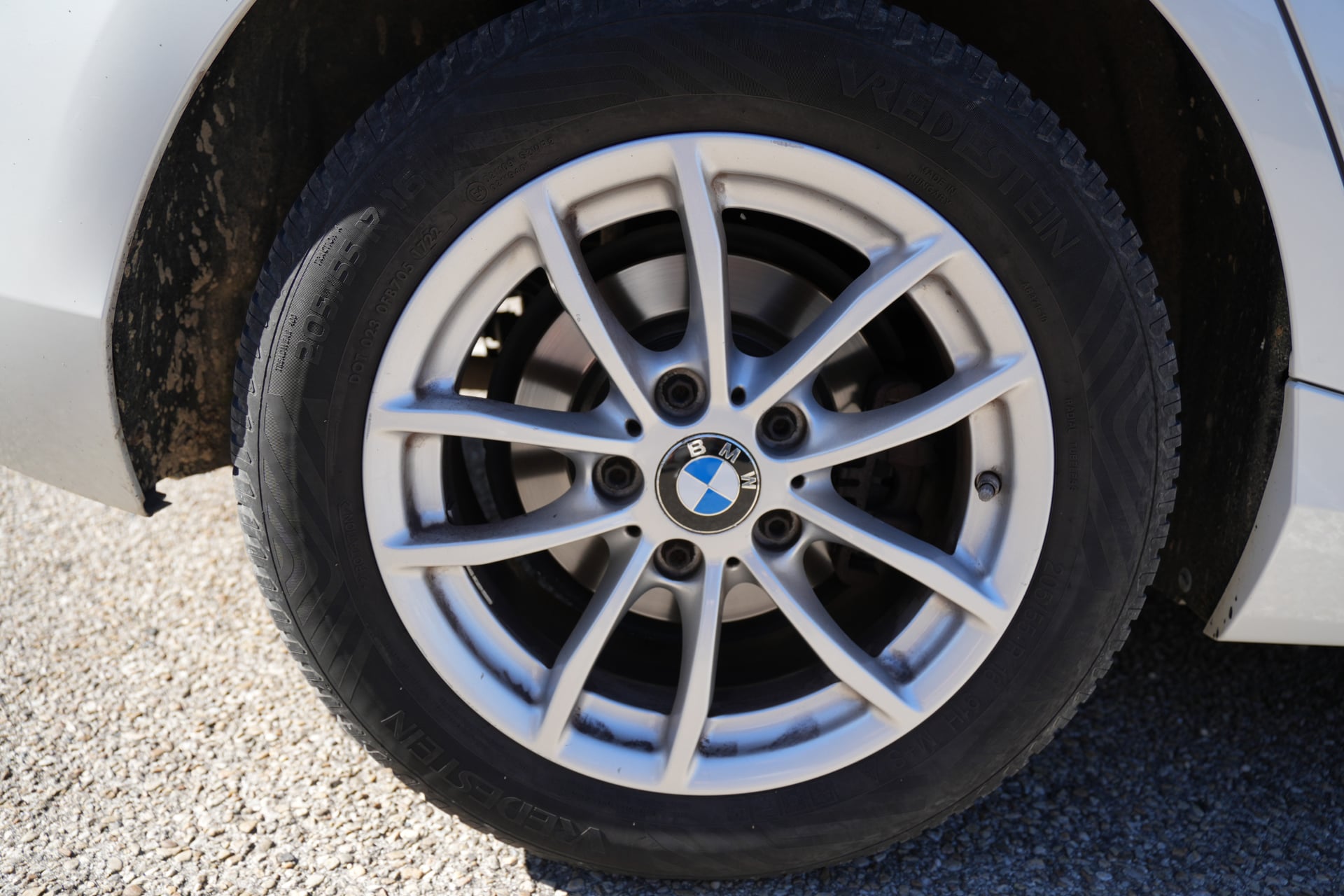 BMW Série 1 (F20) (2) 116D LOUNGE 5P — 40