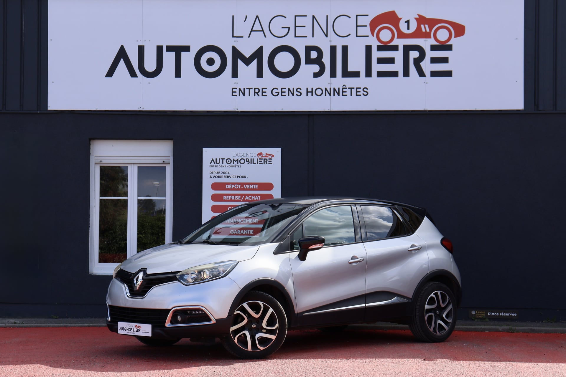 Renault Captur 1.5 DCi 110 Intens BVM5 (GPS, Bluetooth, Radars)
